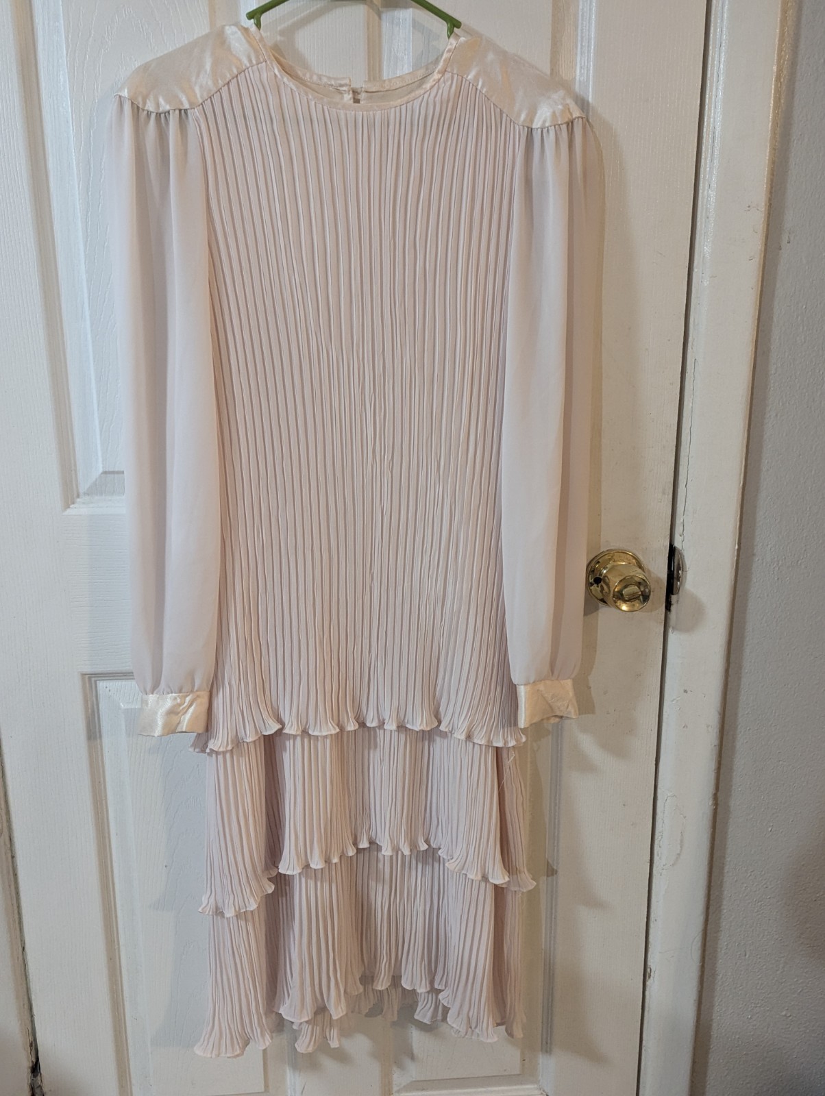 Vintage Flapper Dress Sz 12 Rouched Layers Pink Ruffles USA Long Sheer Sleeves