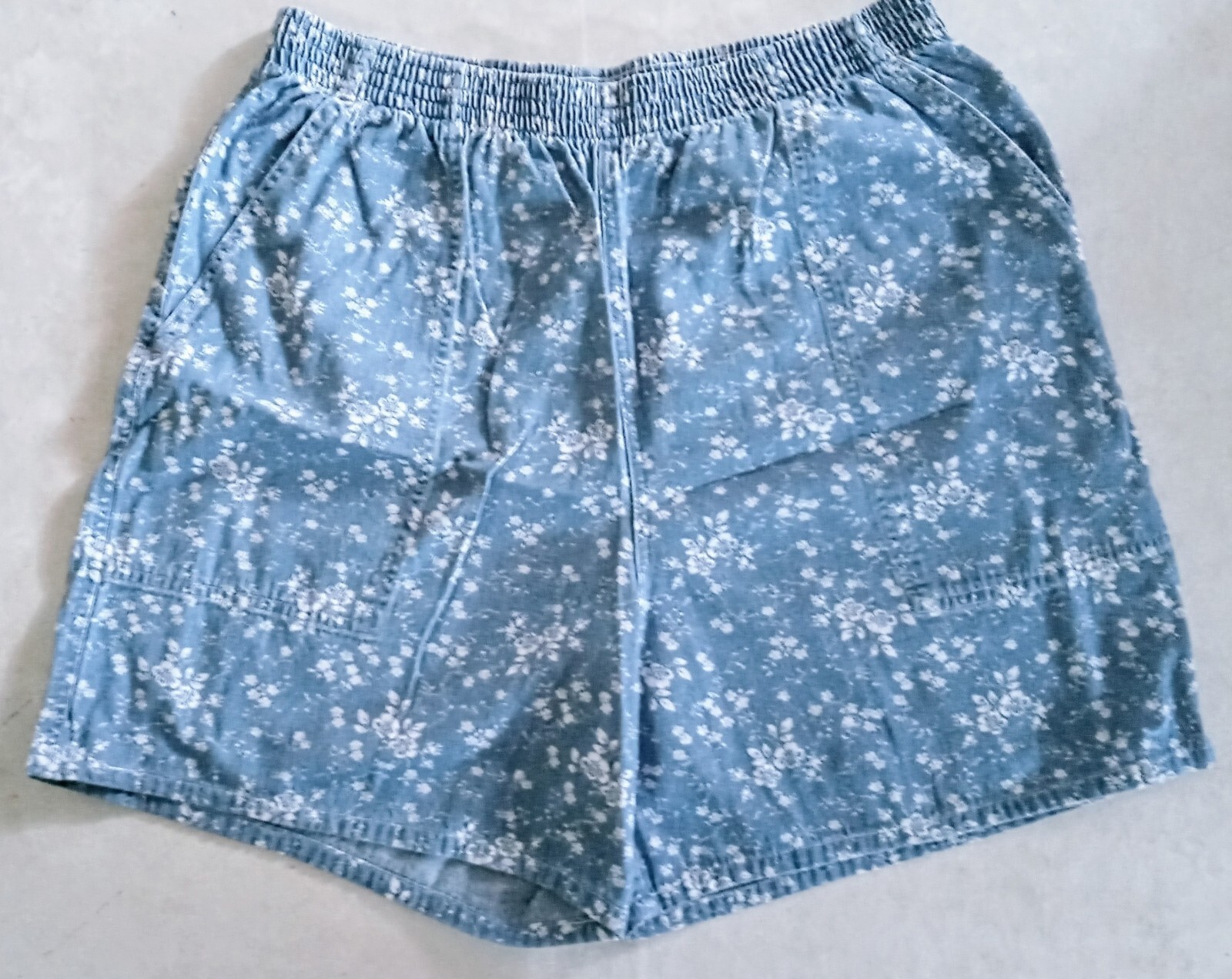 Vintage Jones New York Sport Cotton Floral Shorts Women’s Large Blue Pull on