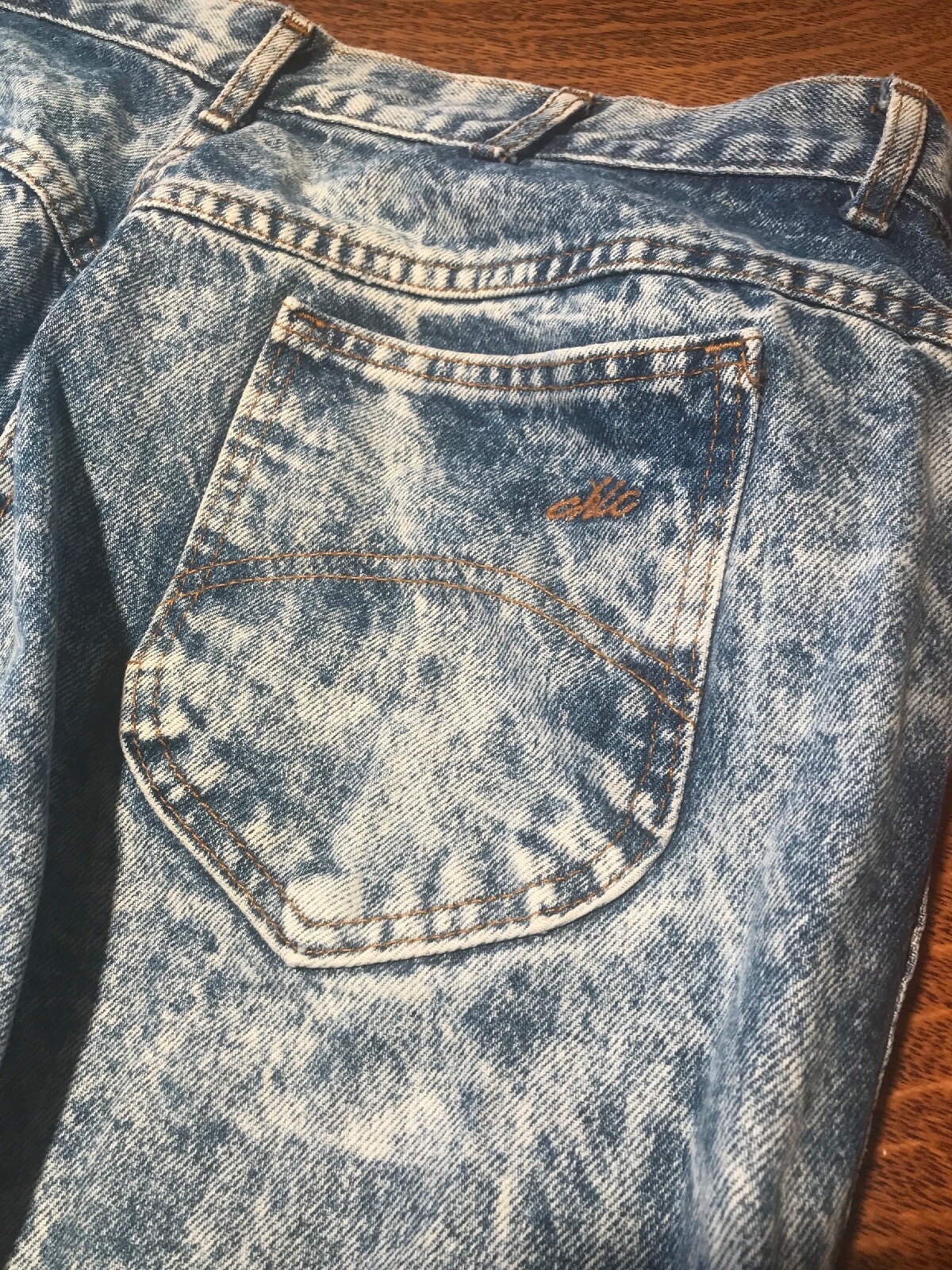 Vintage Chic Acid Wash High Waist Mom Jeans Denim Women’s 22 WP Tapered Ankle