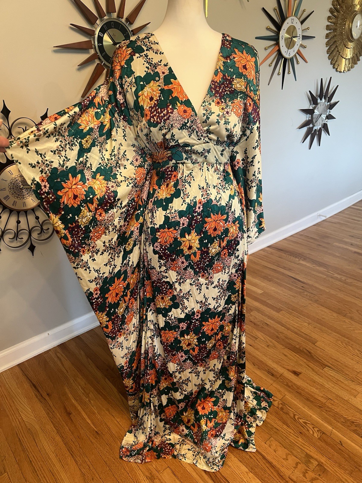 VTG Berkshire B-Tween S/M Floral Caftan MuMu Nylon Hawaiian Tiki Roper