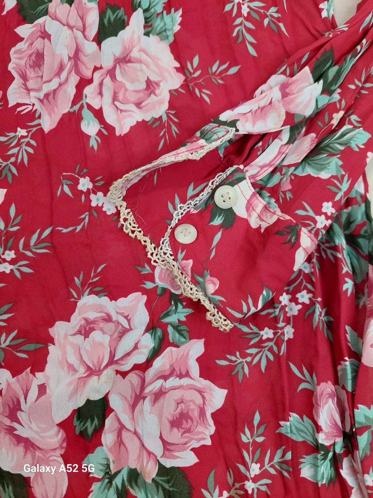 Vintage GUESS Jeans Floral Blouse USA S Red Pink Roses Button Up 90s Cottagecore
