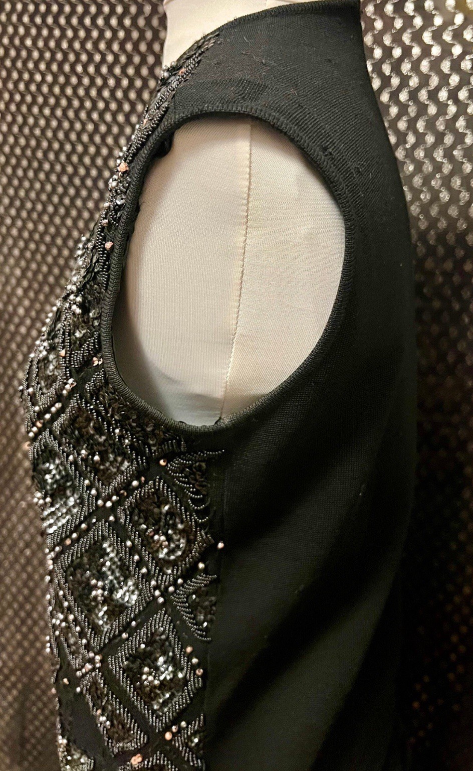 Black sequin and seed beaded stretch jersey evening top vtg 60s
