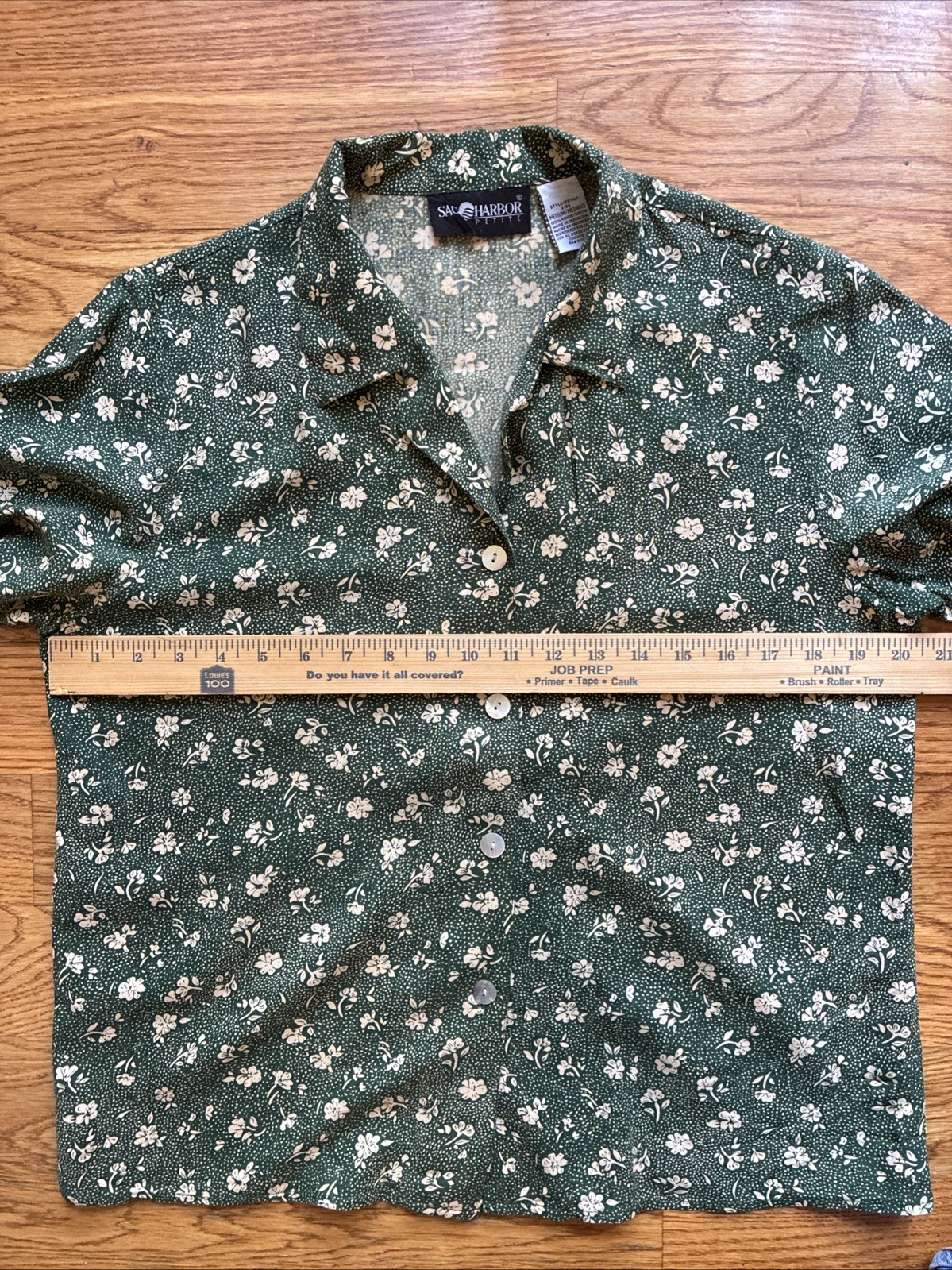 Vintage Green Cream Button Up Collared Short Sleeve Floral Shirt 90s Med Petites