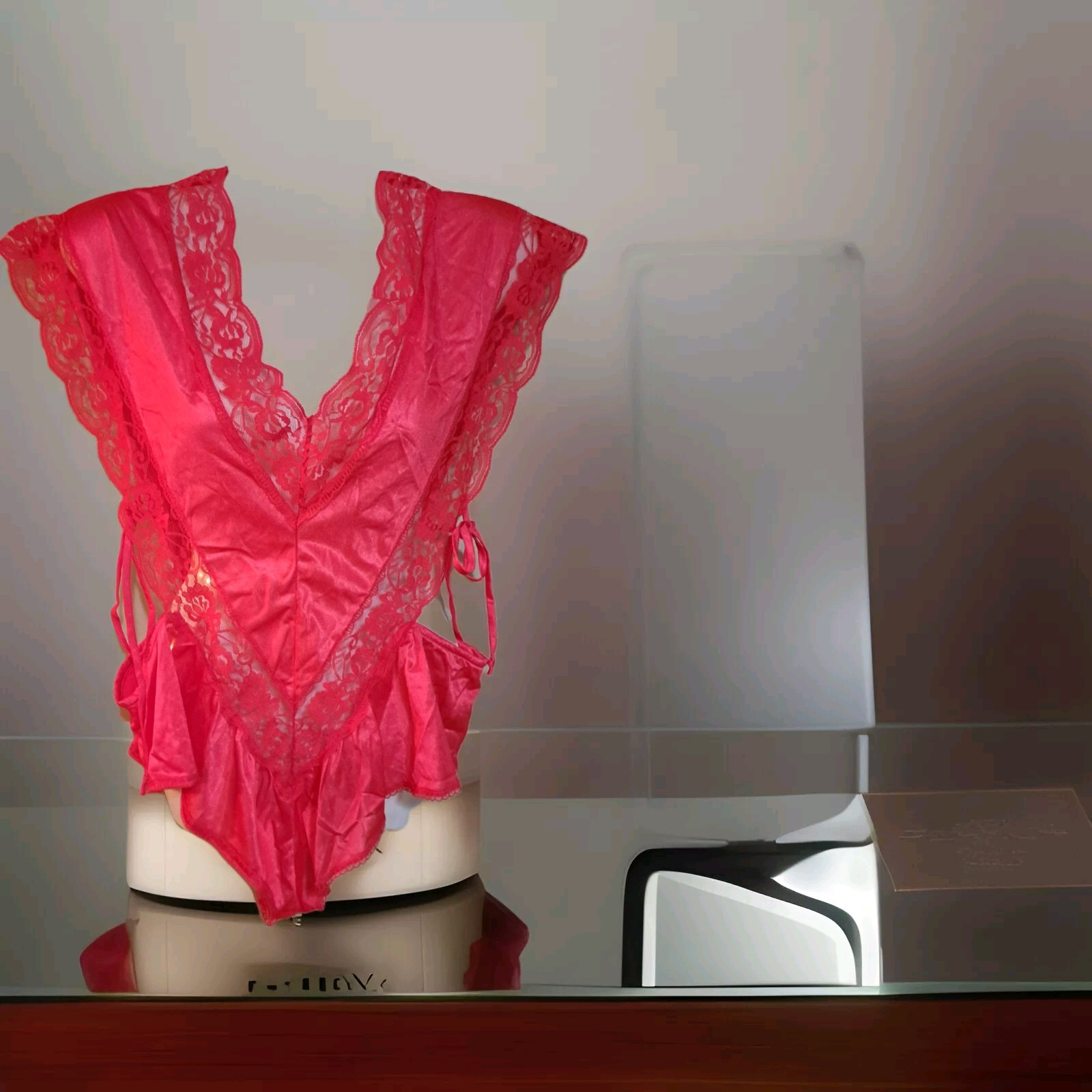 VTG Fantasy Nightwear Red Hi Cut bodysuit Sz Small Negligee USA Snap Crotch