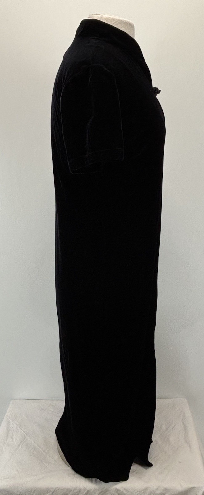 Vtg Dressing Clio Velvet Velour Midi Dress Sz Medium Black Asian Goth Witchy USA
