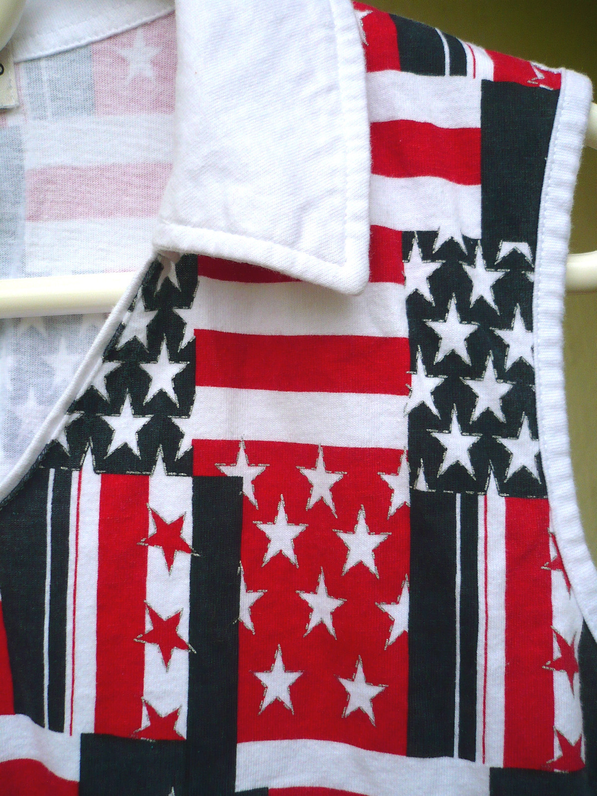 VTG 90S L M PATRIOTIC STARS STRIPES USA FLAG red white blue TOP SLEEVELESS WOMEN