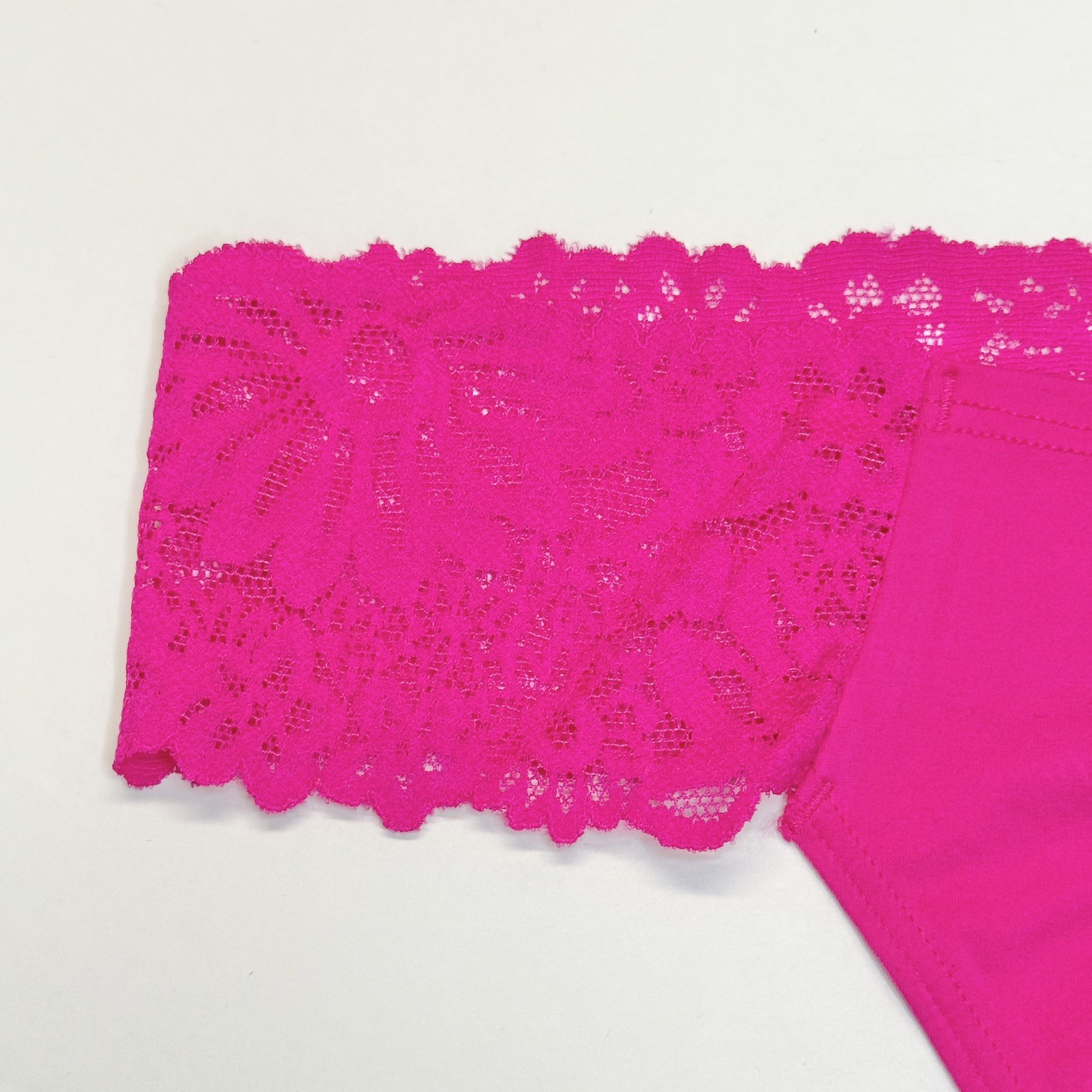 2016 Vintage PINK by Victoria’s Secret Solid Pink Lace Thong Panties Size Medium
