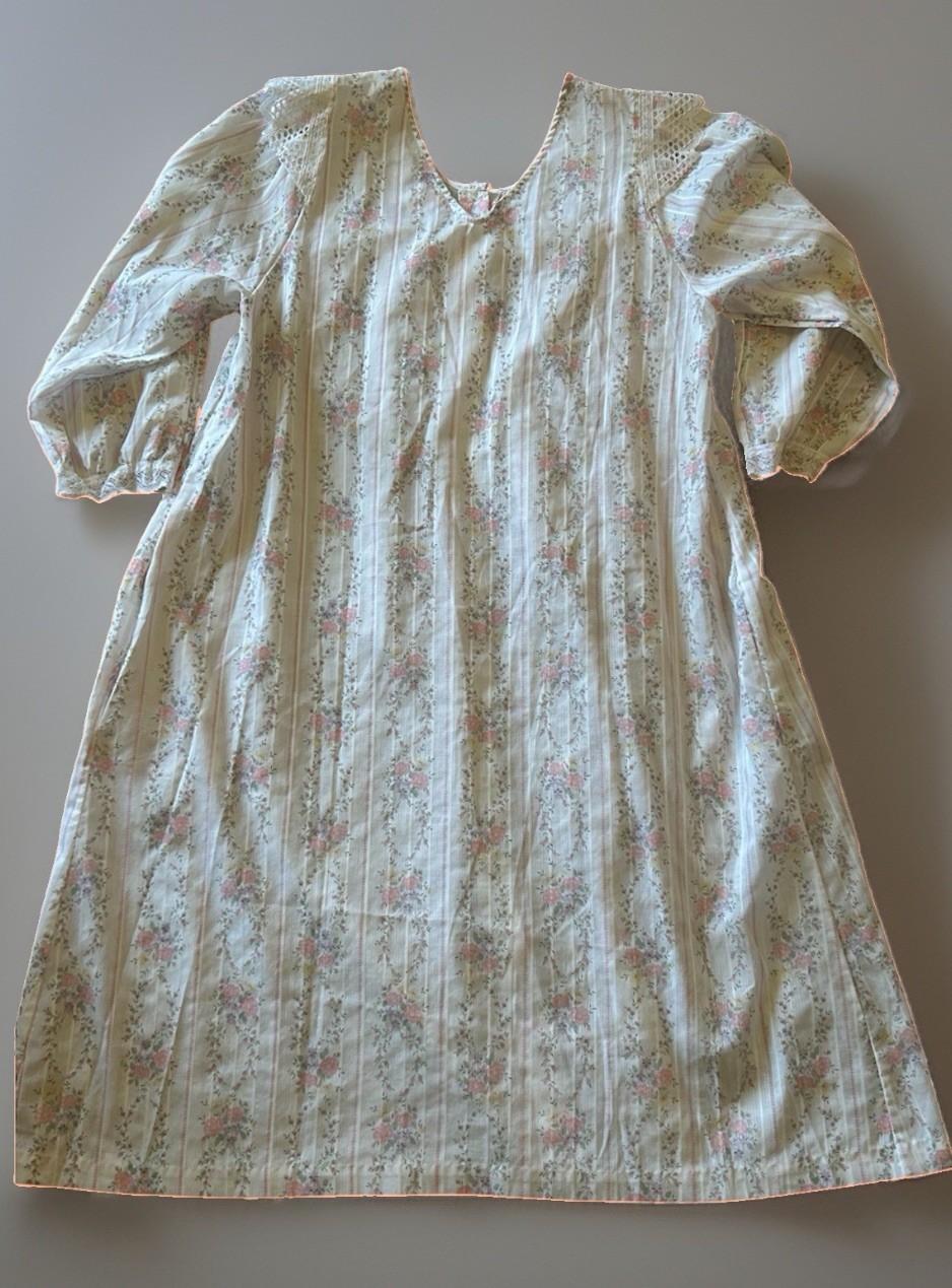 Vintage Brandywine Cottagecore Nap Dress Lace Yoke Cotton Nightgown Prairie USA