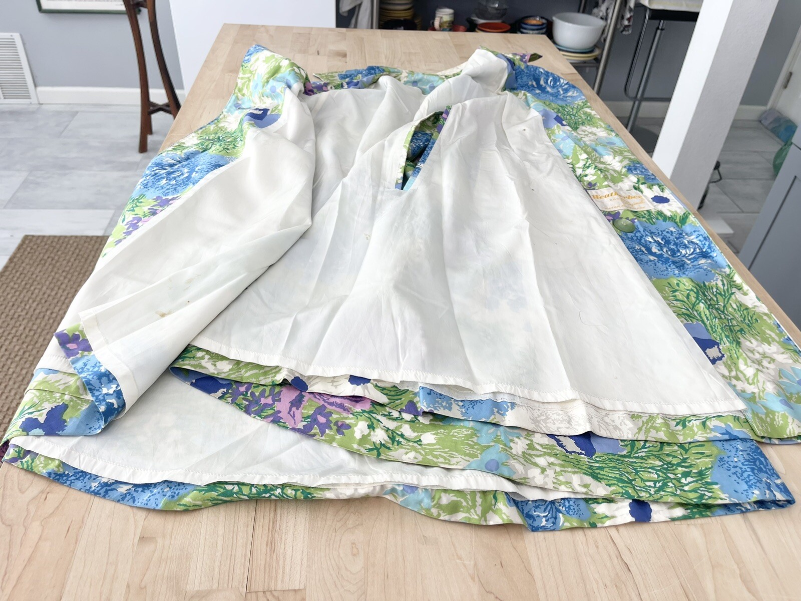 Amazing Vintage Weatherbee Fashion Original Cape Coat Water Repellent