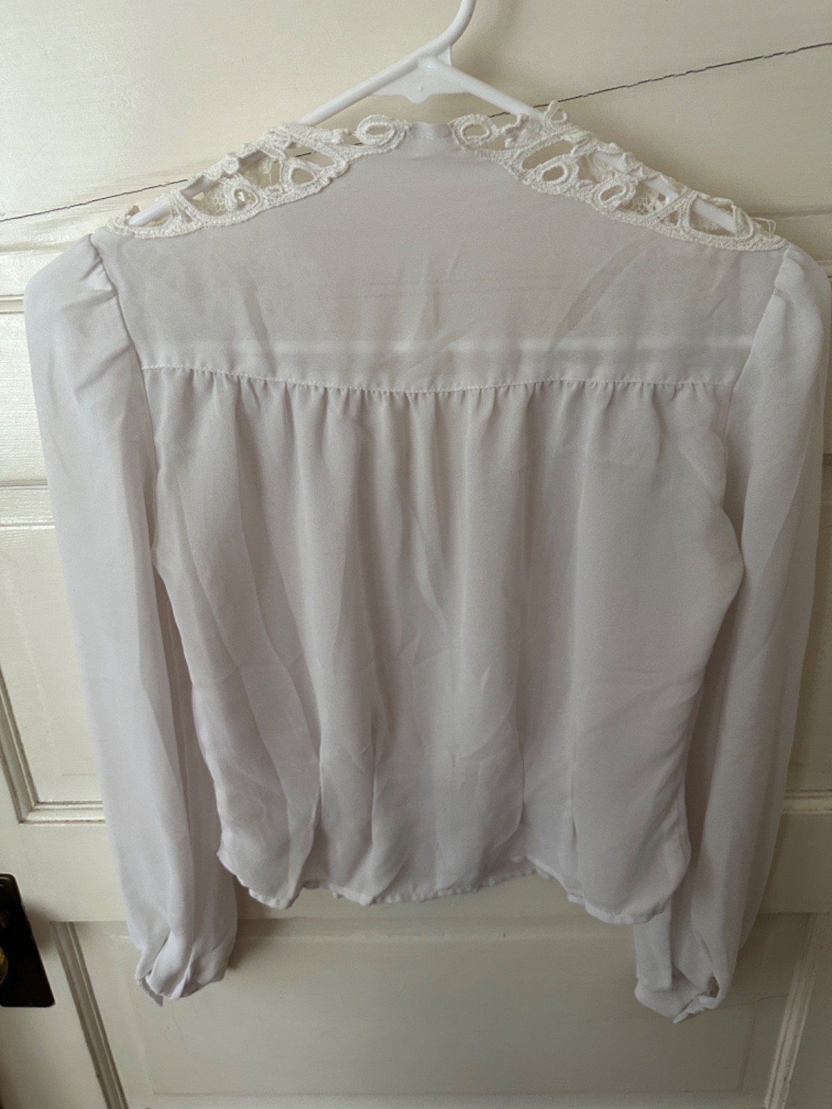 Vintage 70’s Boho Lace Yoke Patchwork Long Cuff Sleeve White Button Up Blouse