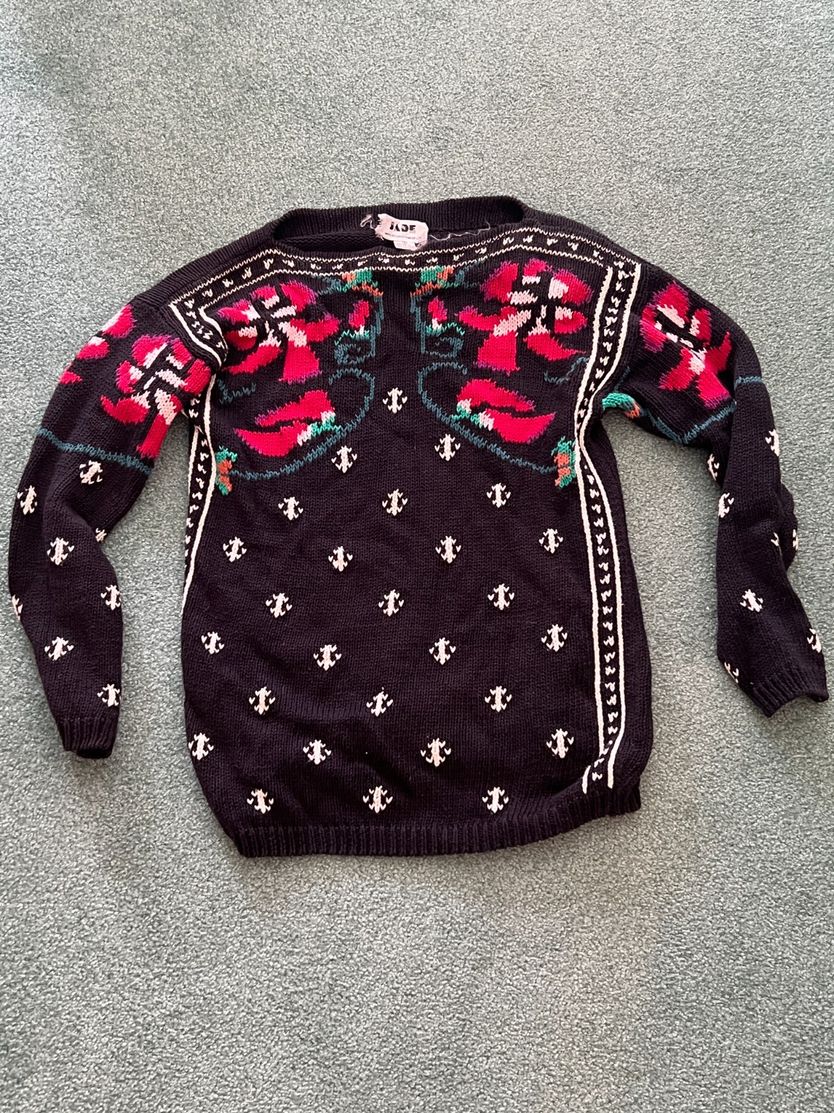 Vintage Jade Imported Sportswear Women’s Long Sleeved Pullover Sweater Size S