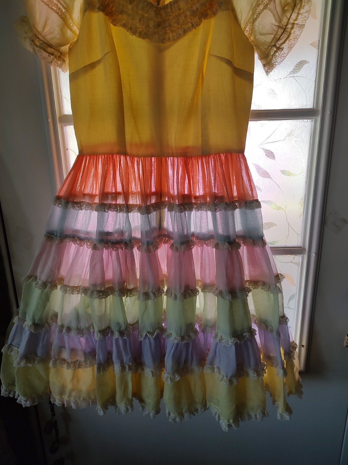 Vintage 40’s Ruffled Easter Sunday Dress, Sz Med Cap Sleeves, Multi Colored
