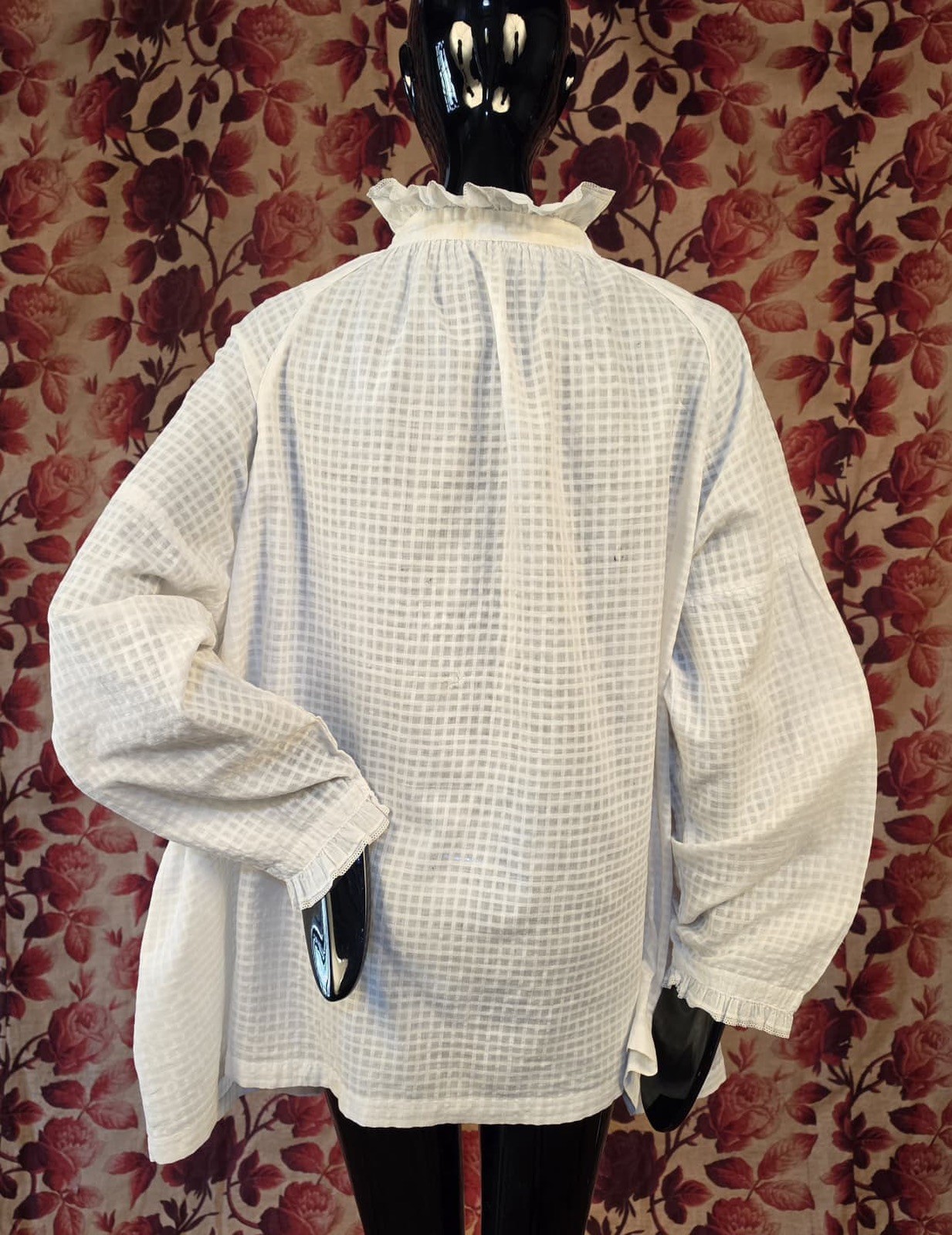 HAND SEWN 1830’S WHITE WINDOWPANE WEAVE COTTON SAC JACKET TOP W SIGNATURE