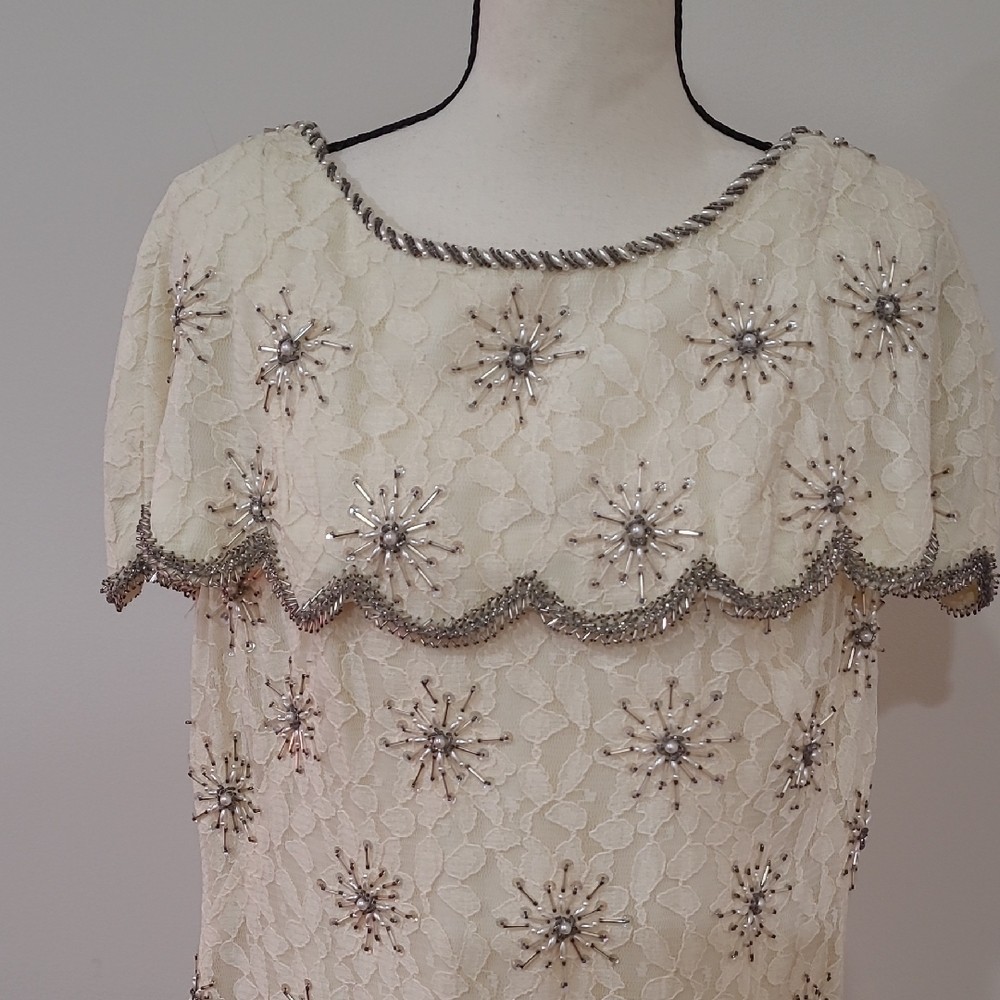 Andora Vintage 1950s/1960s Cream Lace Shift Dress with Beaded Starburst Accents