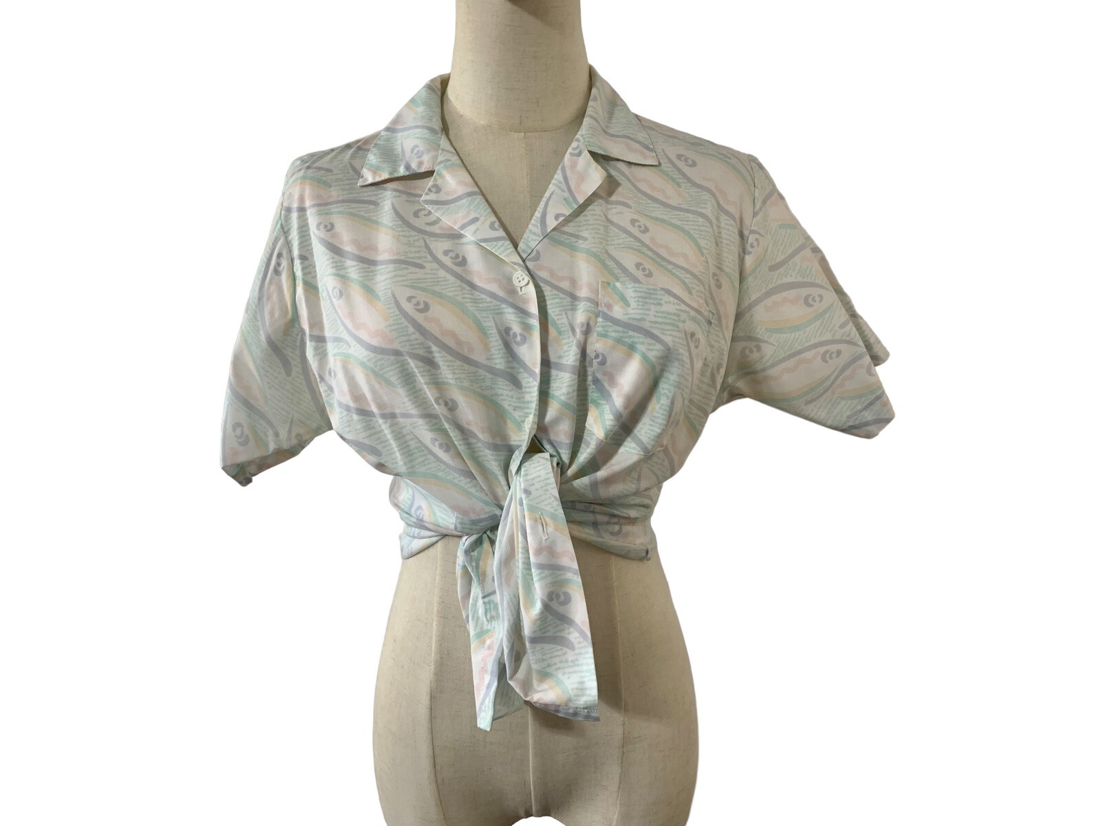 Vintage Cape Cod Match Mates Fish top 70s 80s Blouse Shirt Button Up Pastels Med