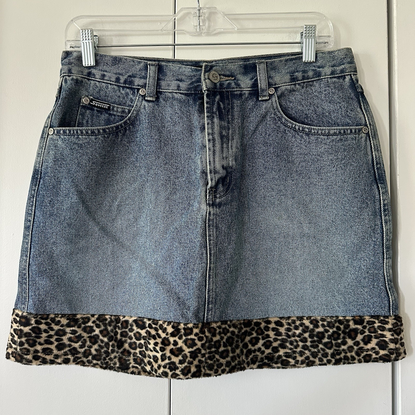 Vintage 90s/Y2K 100% Cotton Micro Mini Skirt Leopard Print Hem Detail Squeeze M