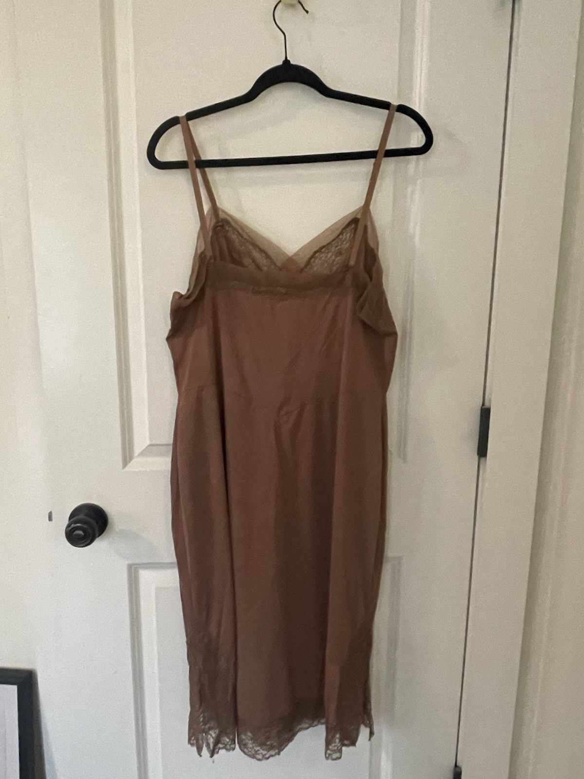 Vintage Van Raalte Suavette Full Slip Mocha Mushroom Brown Lace Size 40, 07206A