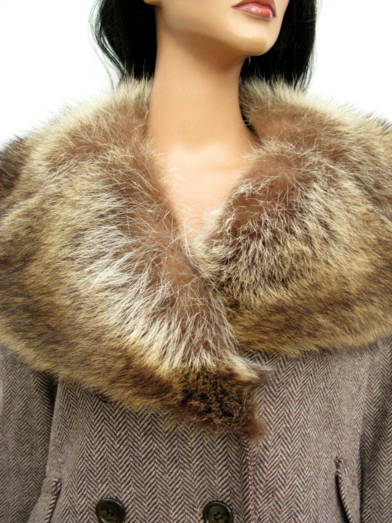 Vintage 70s Princess Trench Coat Sz M Wool Herringbone Tweed Raccoon Fur Collar