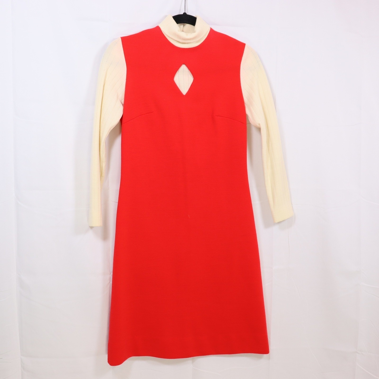 Bleeker Street Shift Dress S Red Womens Keyhole Turtleneck Vintage 60s