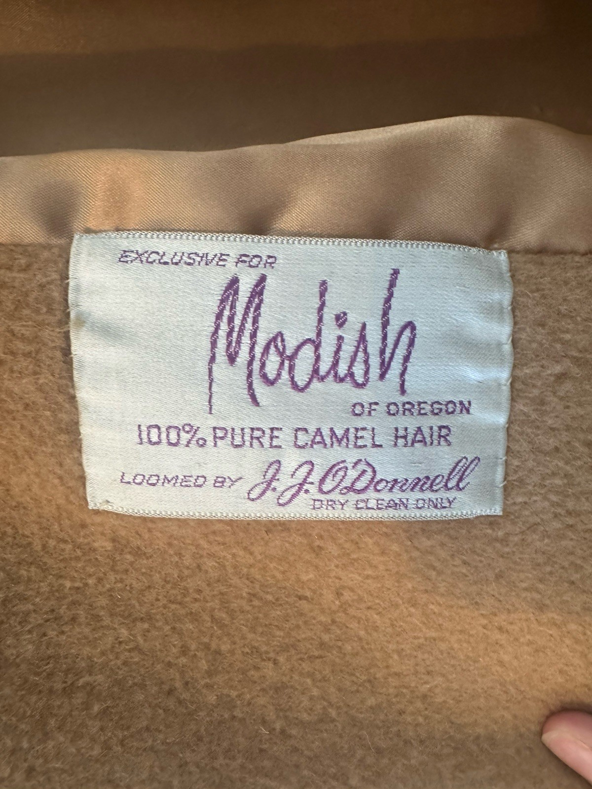 Vintage 1940s Camel Hair Coat | 100% Pure Camel Hair | Authentic | Silk Lining
