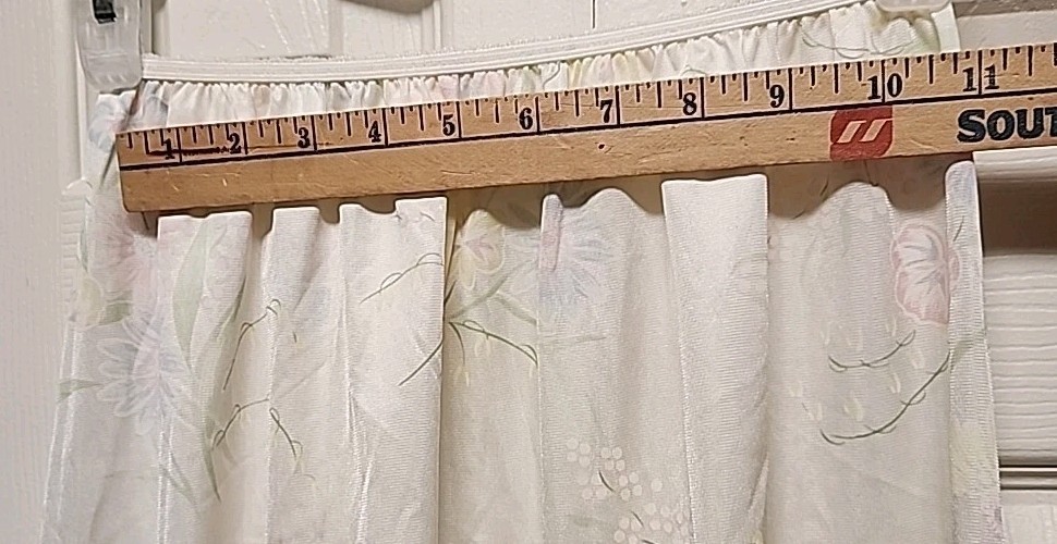 Sz M Vintage HENSON KICKERNICK Half Slip Slit/Bow Antron BLUSH BEIGE FLORAL