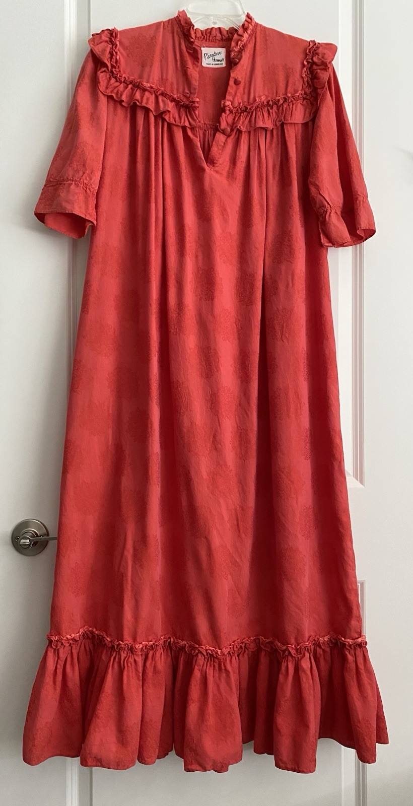PARADISE HAWAII Vtg Coral Orange Hawaiian Maxi Dress Muumuu Ruffles Tropical