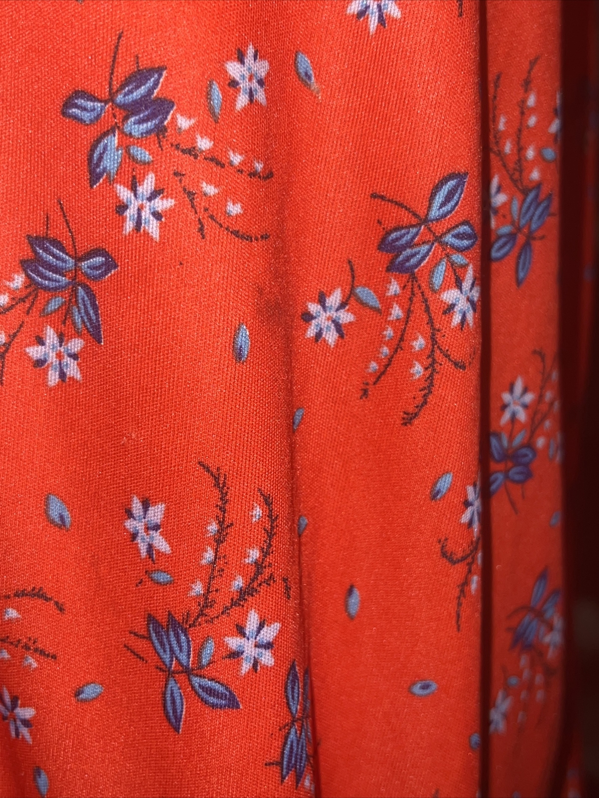Elaine Sklar VTG Mod Red Floral House Dress Robe Zip Up Nylon Medium