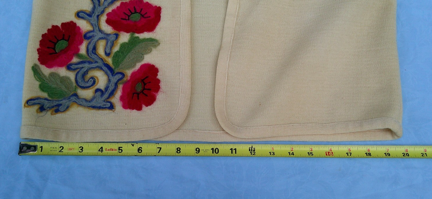 VTG Women Kimberly 100% Wool Floral Applique Open Front Sweater Jacket Damaged