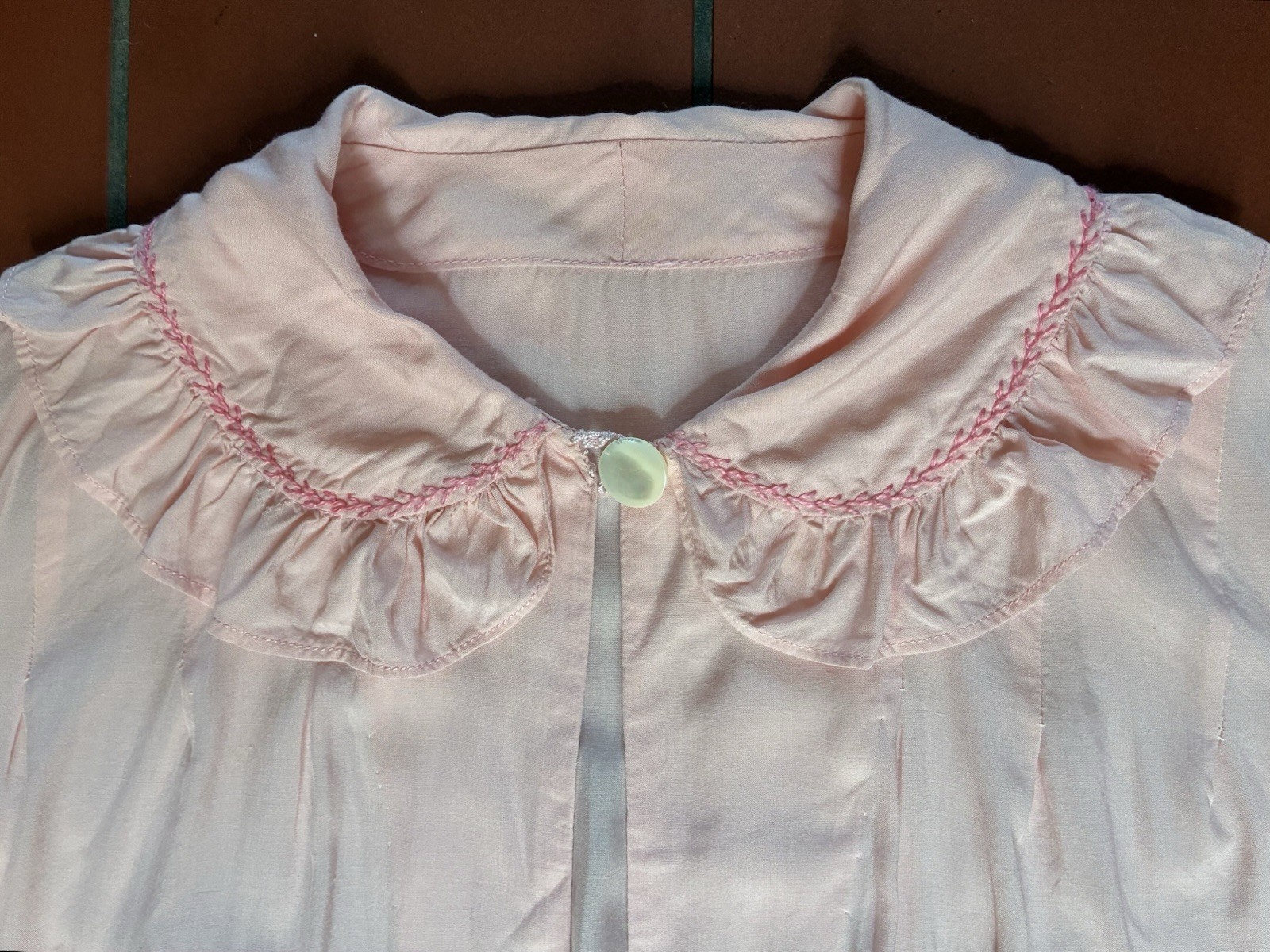 Vintage 40s/50s Handmade Pink Bed Jacket w Ruffle Collar & Embroidery