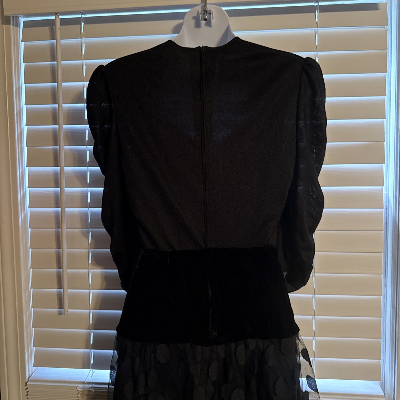 1970S Golden Gate Black Tule And Velvet Vintage Size 38 Or 8
