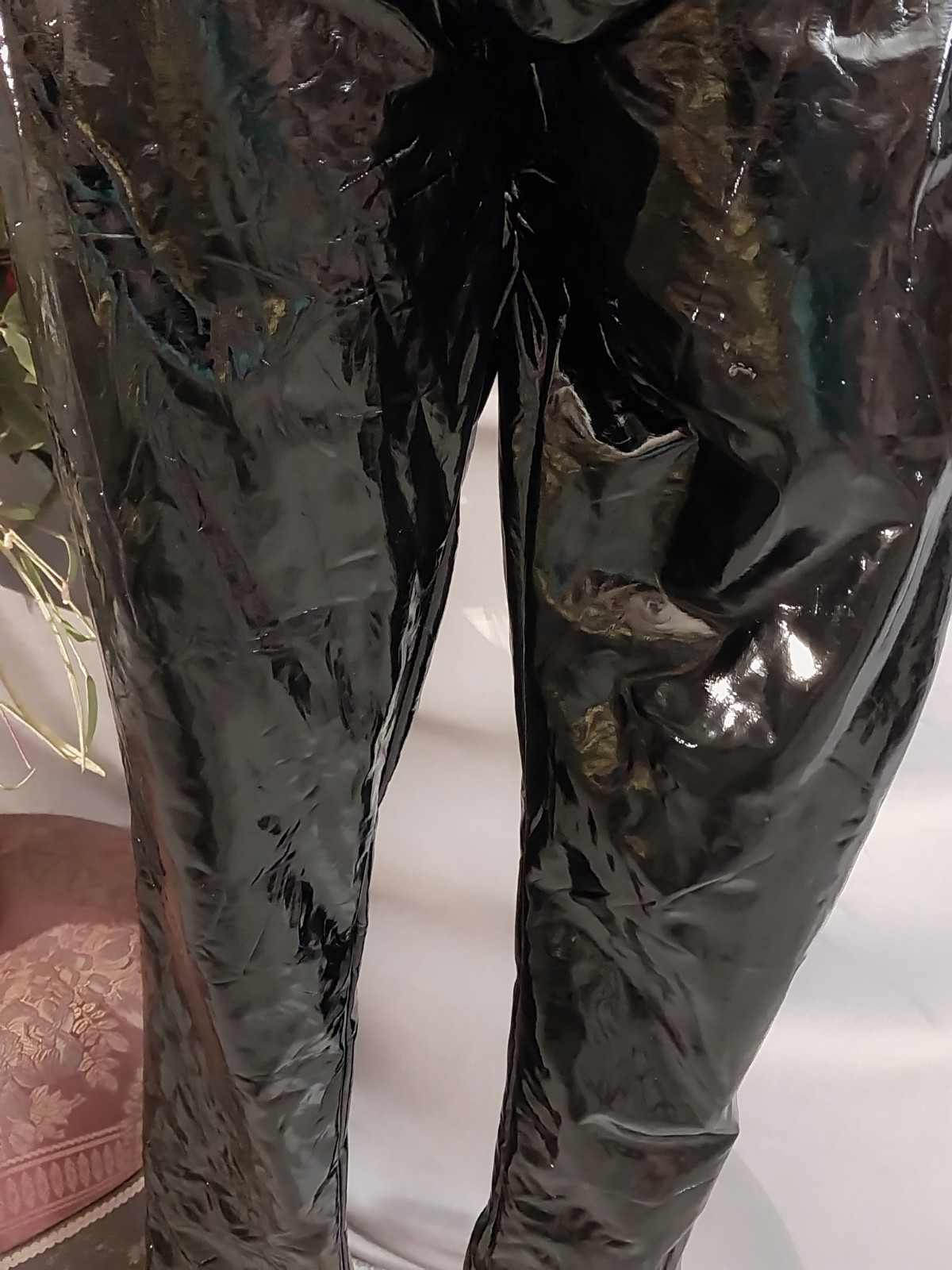 VTG RUBBA STICKY BOMBSHELL SHINY SILKY REFLECTIVE PANTS PVC VINYL GLOSSY 40/42