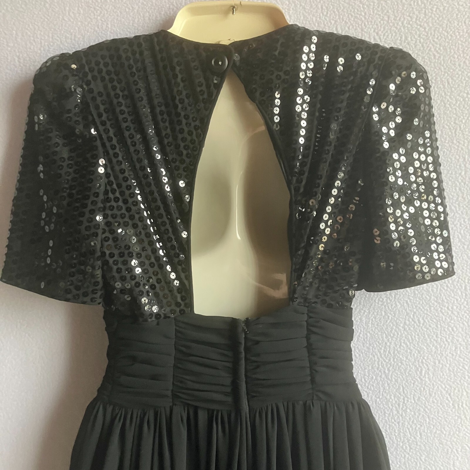 Vintage 1980s 1990s Black Sequin Short Sleeve Open Back Fit & Flare Dress Small
