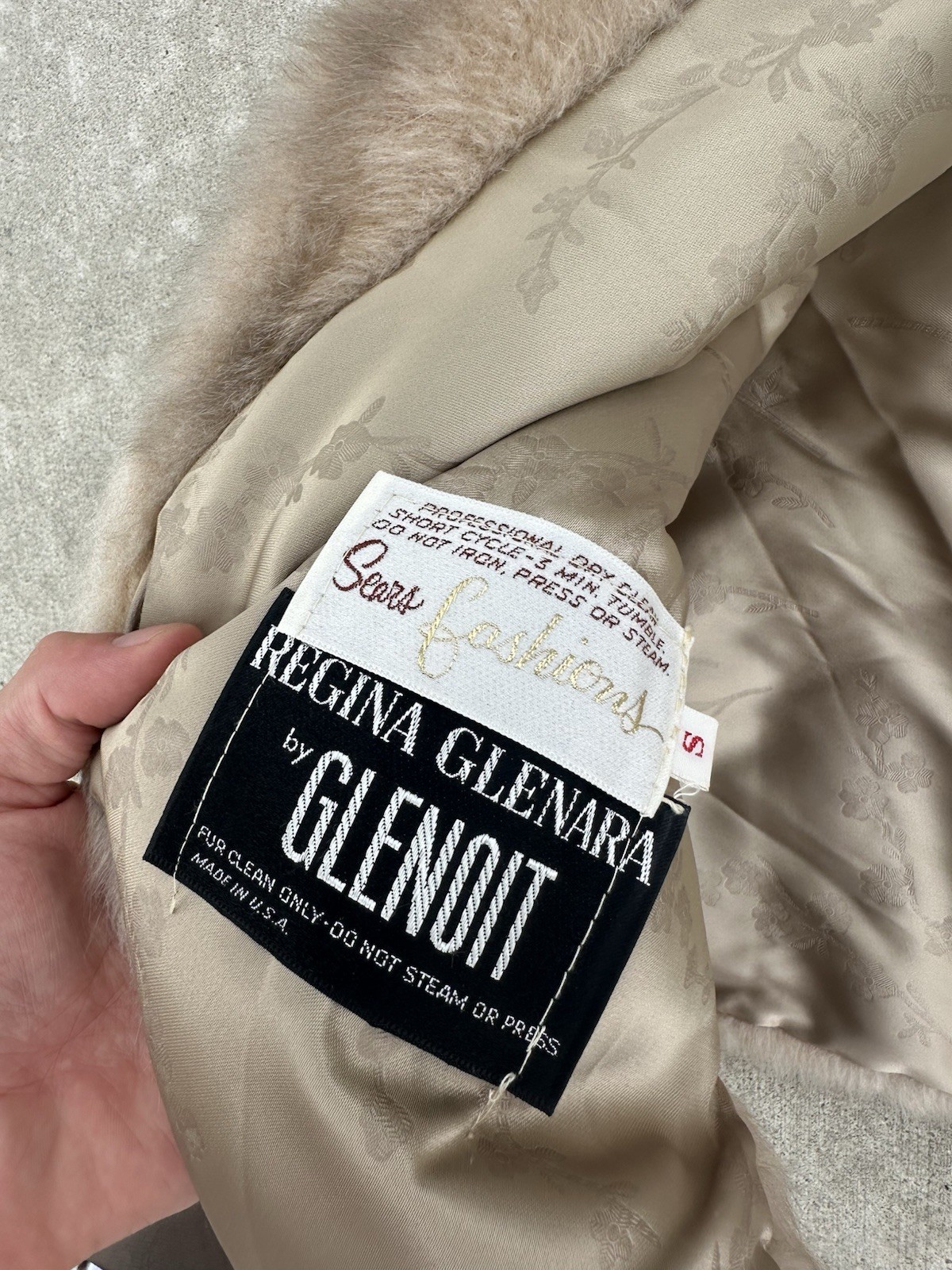 🐆 VINTAGE Regina Glenara by Glenoit faux fur cropped jacket 🐆