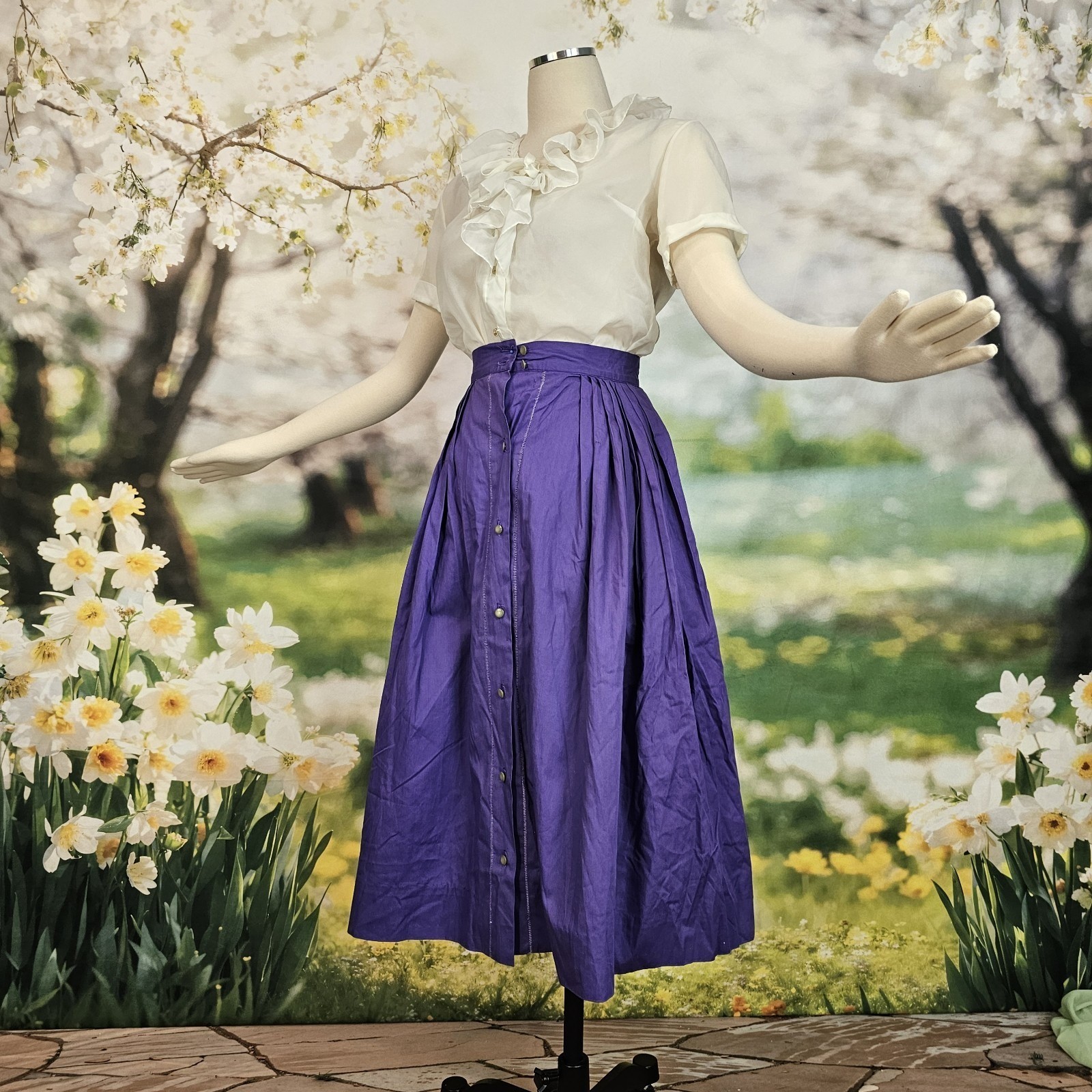 Vintage 1950s Skirt Button Front Purple Pleated Midi Circle Skirt Pinup