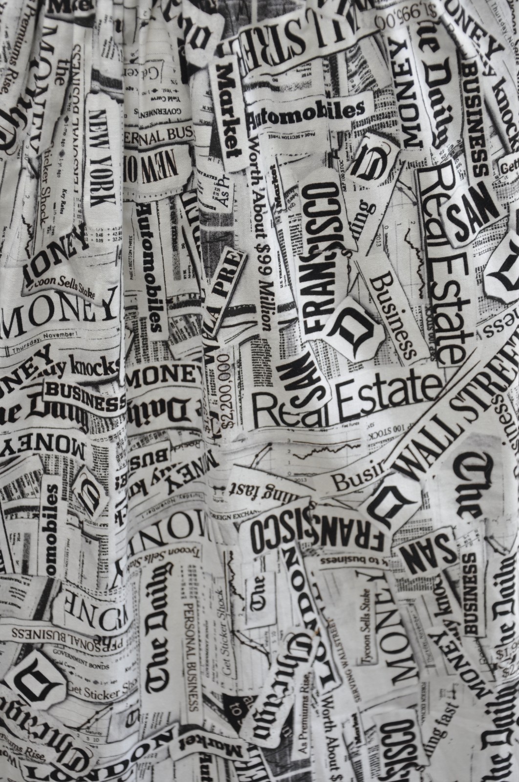Vintage 1950s STYLE Novelty Print Retrolicious newspaper print cotton dress S/M