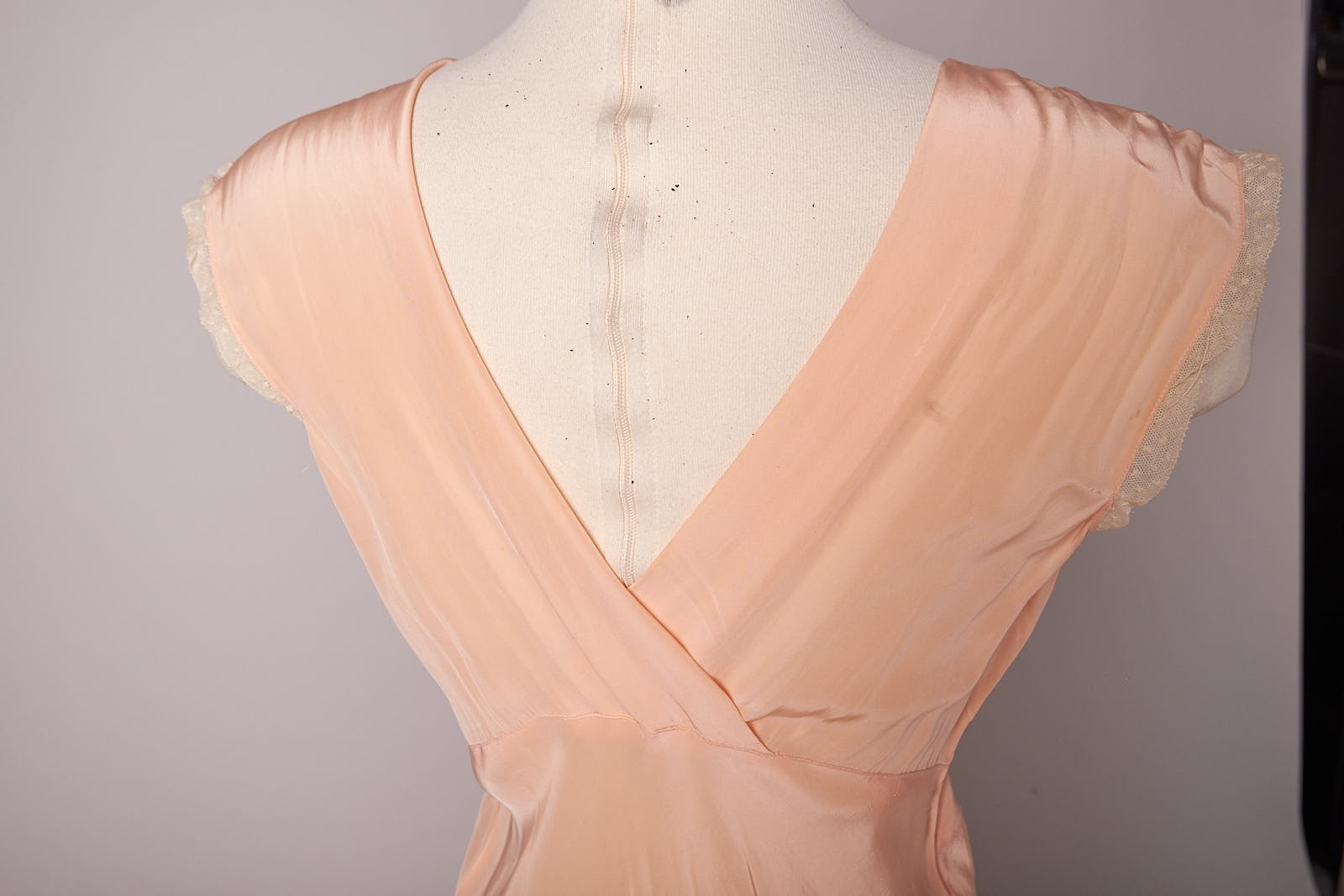 1930s Nightgown Negligee Peach Dress Gown Nightgown Lingerie