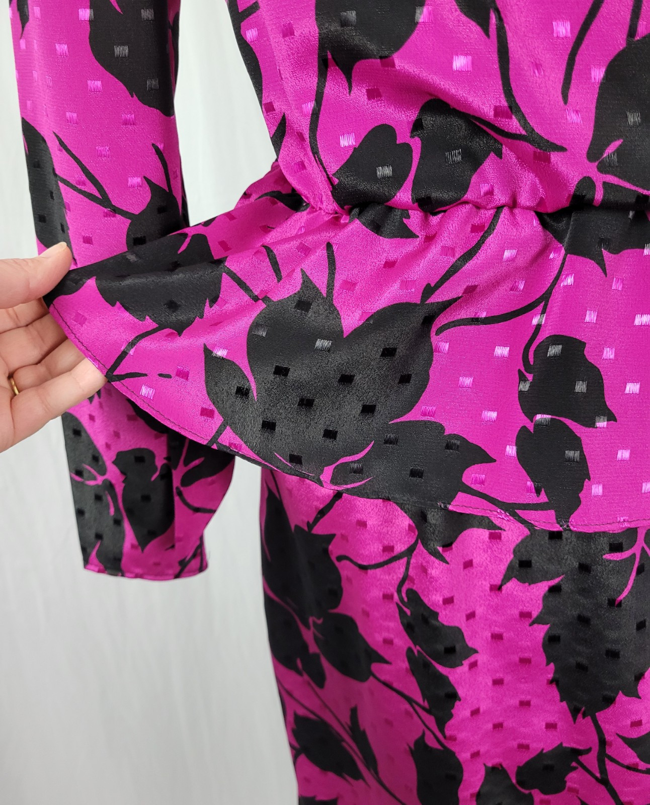 Vintage Jody of CA Pink & Black Faux Wrap Dress w Peplum & Tie Back Size 3/4
