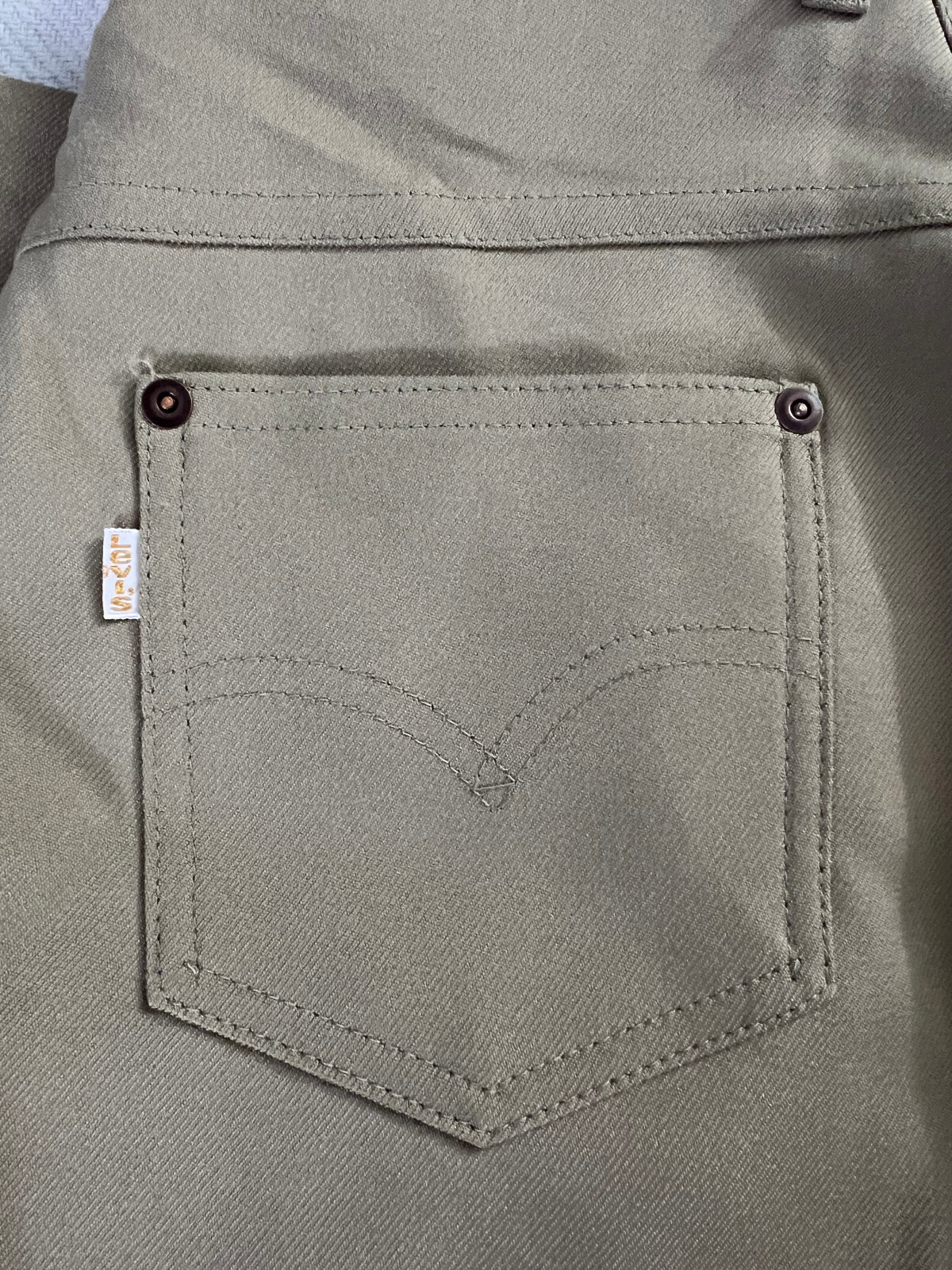 Vintage Levi’s 70s Bend Over Tan Polyester Pants Pockets 18 Levi READ