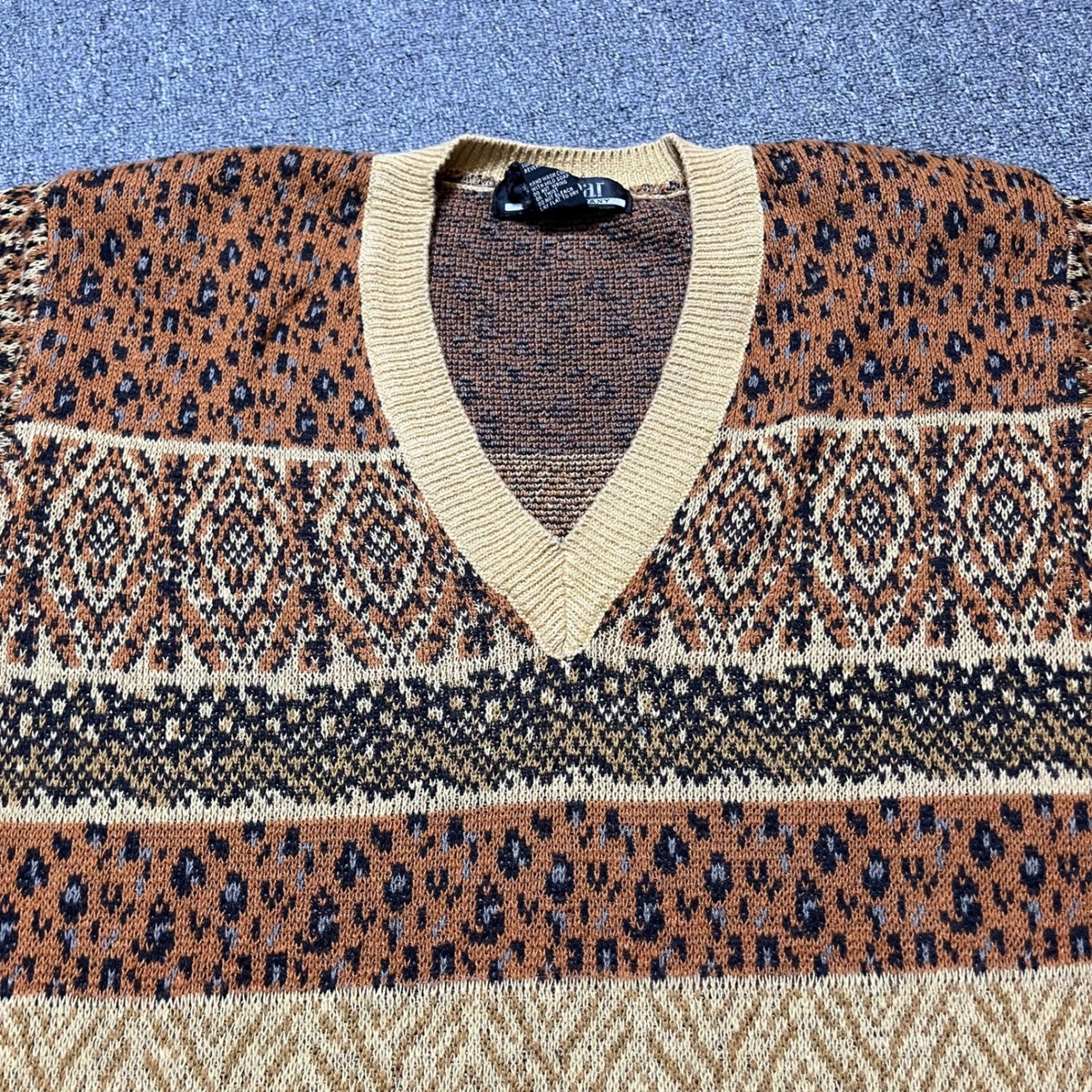 Vintage SK Wear Sweater Small Brown Leopard Fair Isle V-Neck Knit 90s Retro