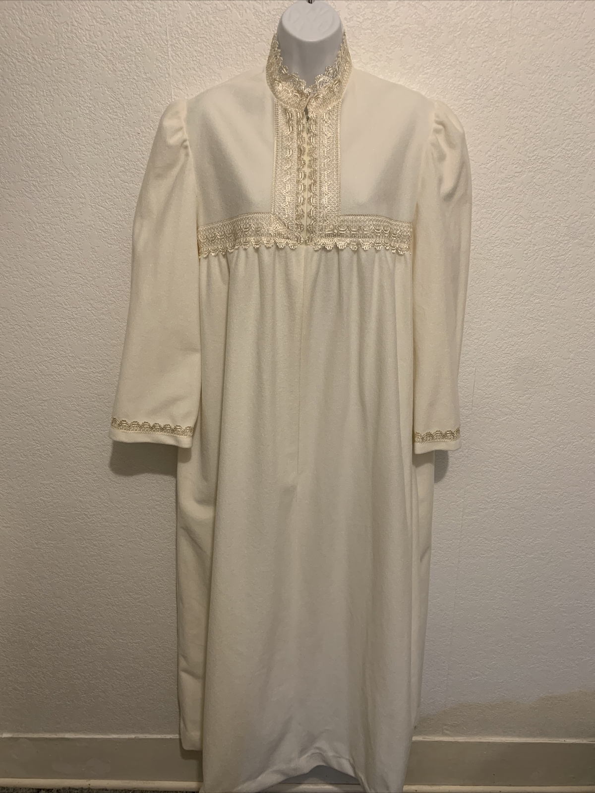 Vintage Vassarette Half Zip Cream Long Maxi Bathrobe Robe L Large With Lace 80’s
