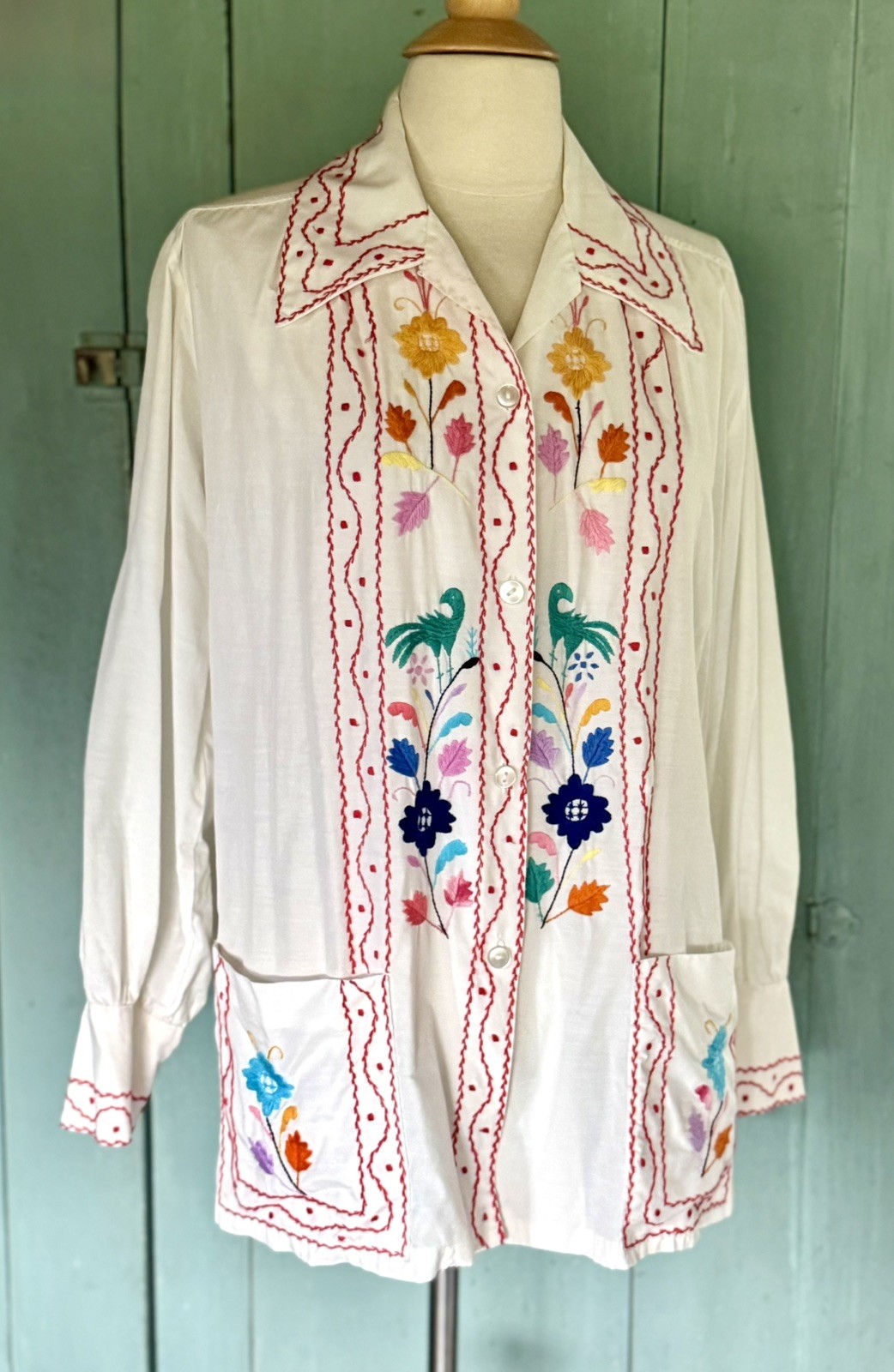 MINT 50s Cristina’s Boutique Mexican Tourist Shirt Hand Chain-Stitch Embroidery