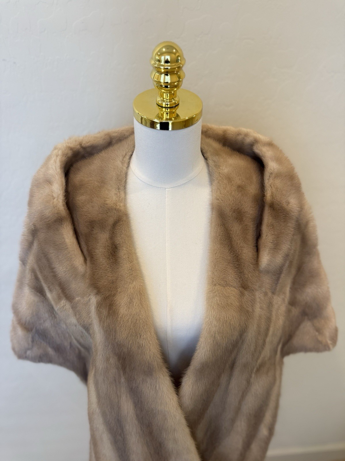 Vintage Dark Blonde Mink Women’s Stole/Cape One Size Fits Most