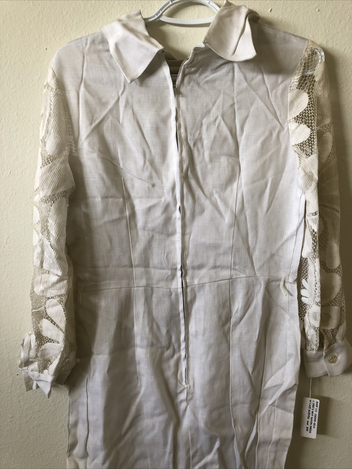 NWT VTG 1960’S White Rayon Dress With Lace Sleeves Size M