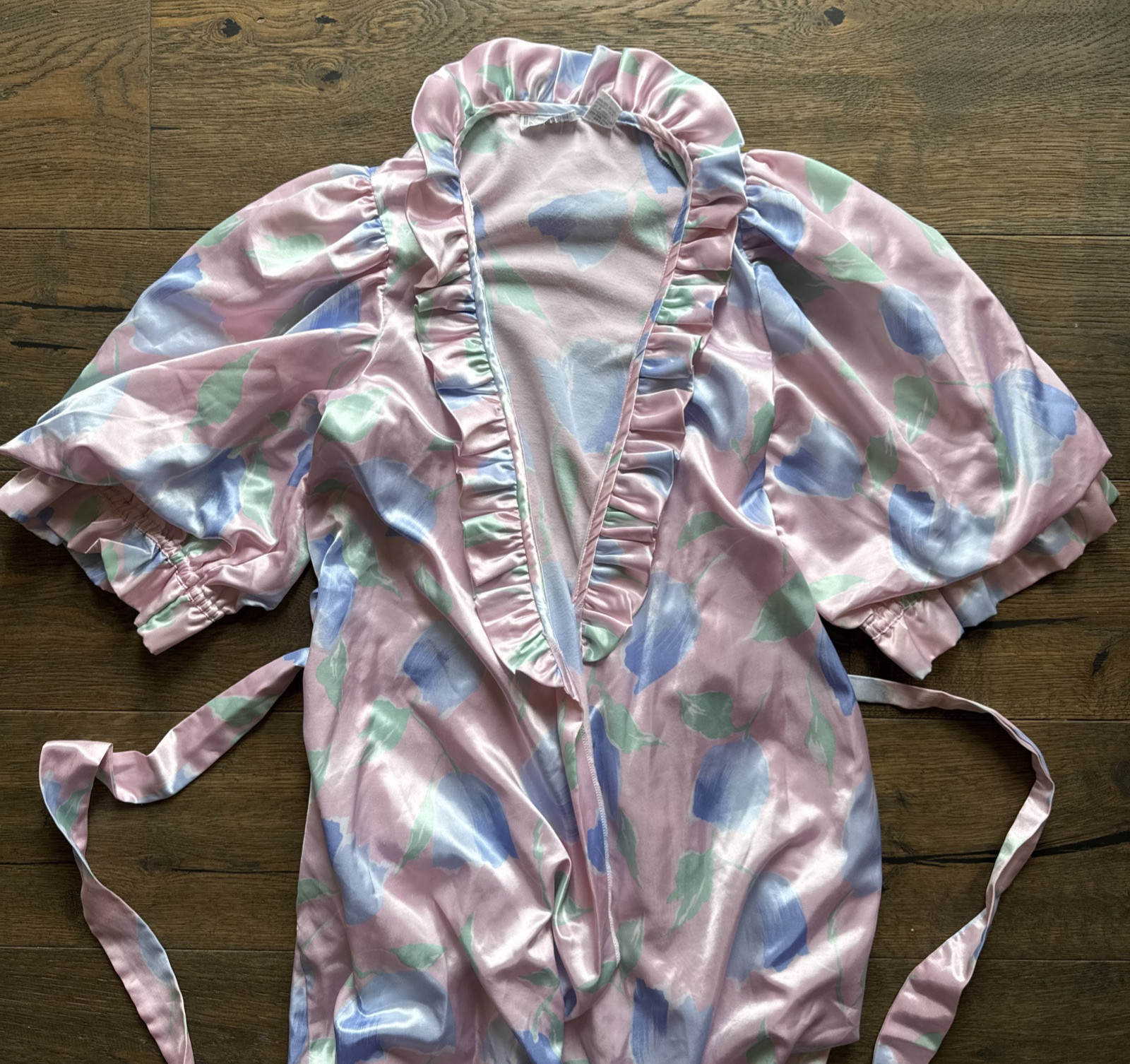 VINTAGE 1980’s B by Barad SMALL Satin Floral Robe +Belt – Golden Girls FL Lounge
