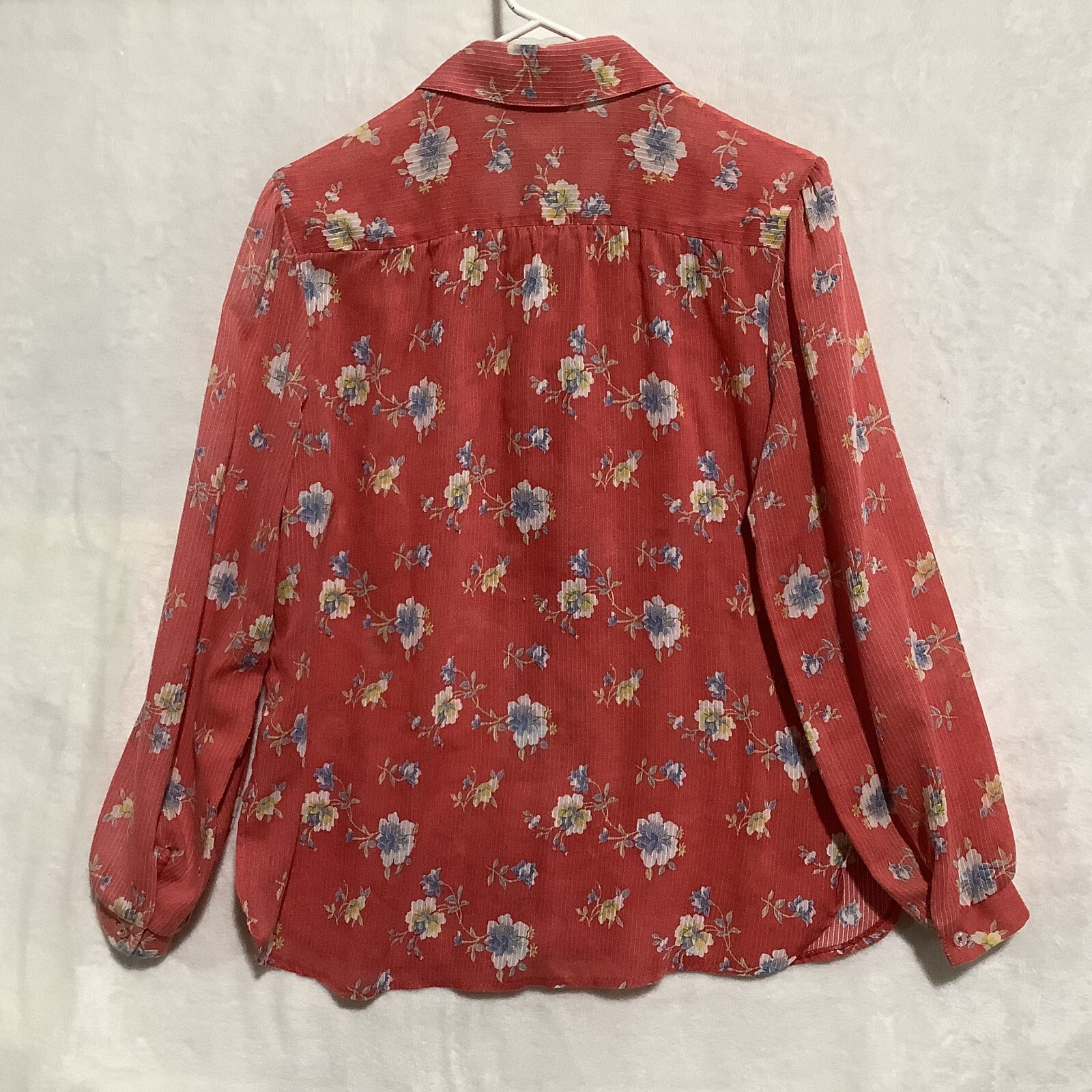 Vintage Rare Eccobay USA Red Floral Button Up Shirt Womens 15-16 Textured Stripe