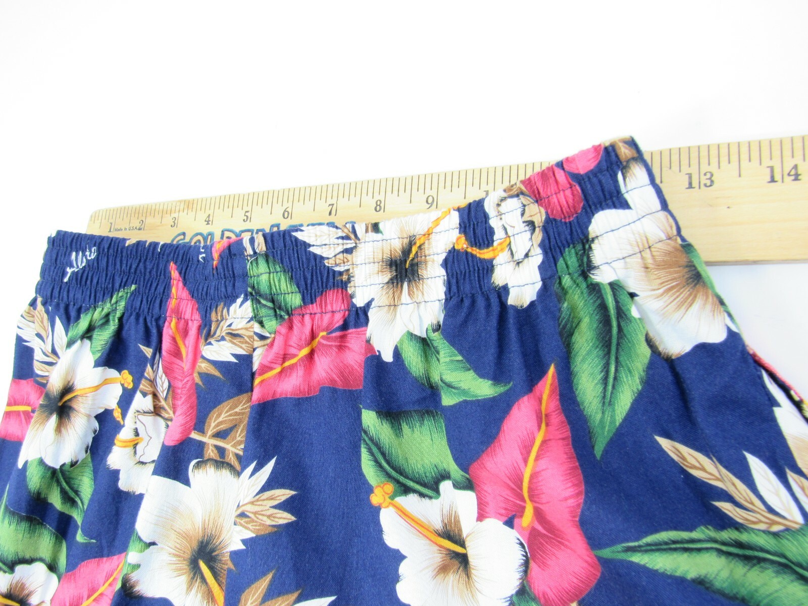 Vtg Shannon Marie Hawaiian Floral Shorts Hibiscus Flowers USA Hawaii High Waist