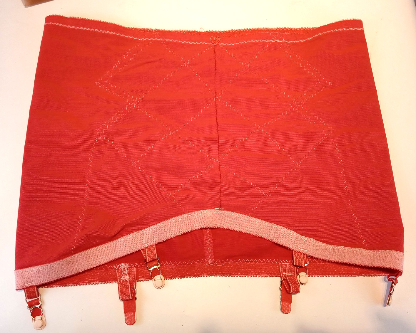 SZ 44 VTG SEXY LIPSTICK RED OPEN BOTTOM GIRDLE WITH 6 METAL STOCKING GARTERS