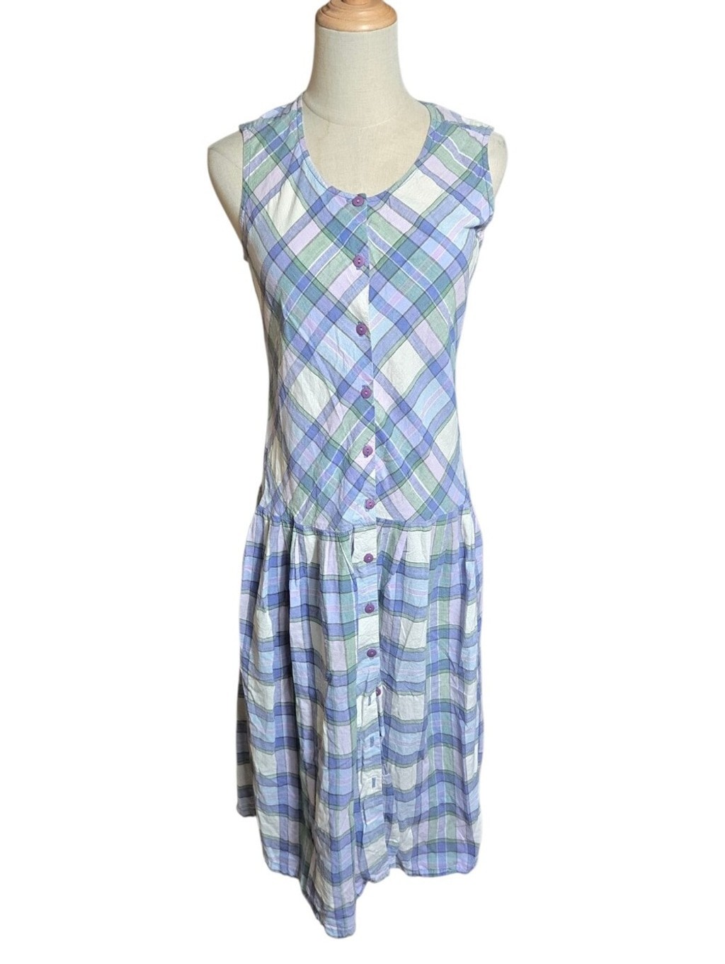 Beacon Street Vintage Sleeveless Plaid Button-Front Midi Dress in Blue and Green