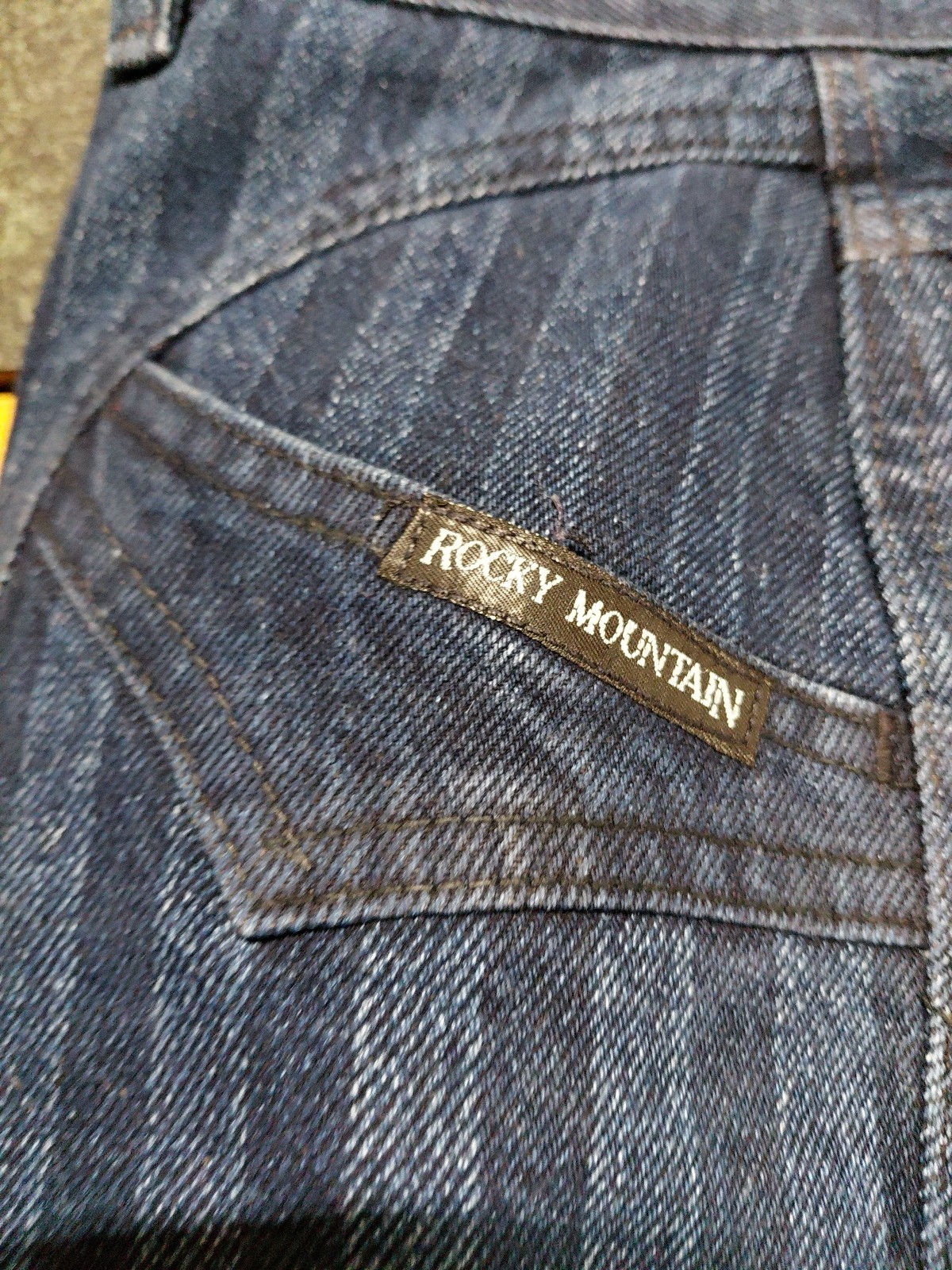 Vintage Rocky Mountain Jeans Size 30/11 Inseam 34 Dark Blue w/ stripes