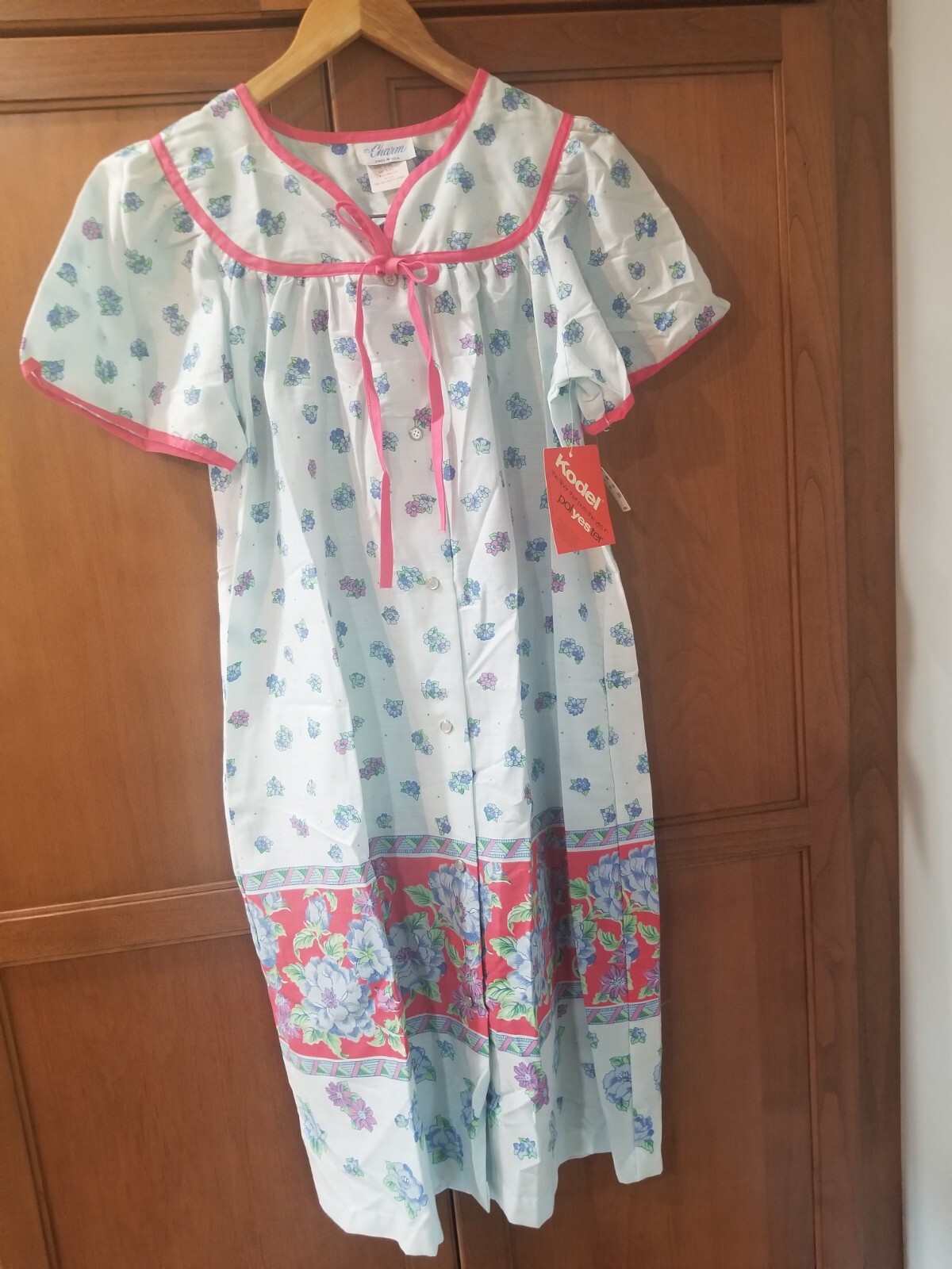 NWT It’s A Charm Vintage House Dress/Duster Light Blue w/Flowers Pink Trim Sz S